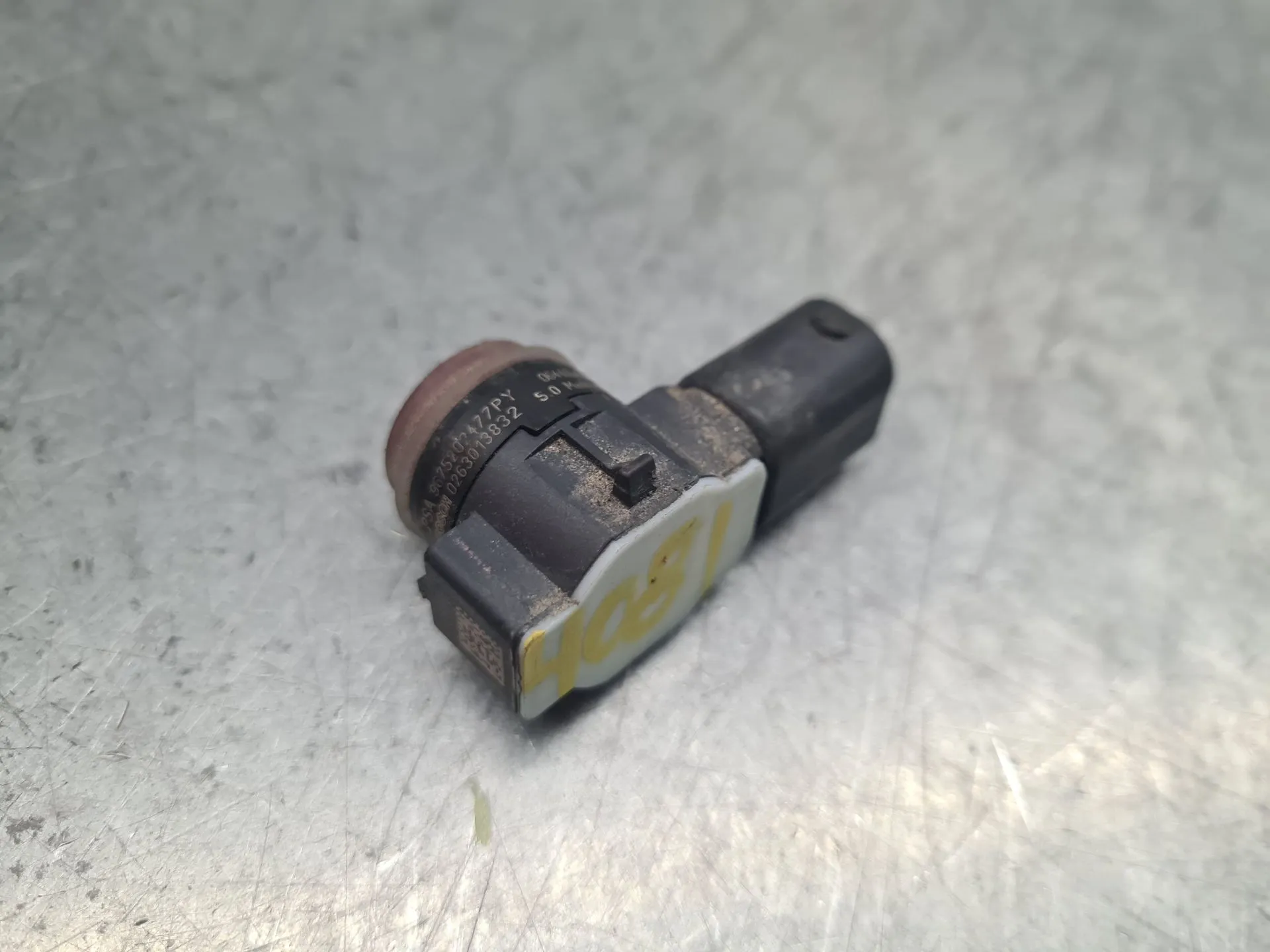 Parking Sensor PEUGEOT 208 Imagem-1