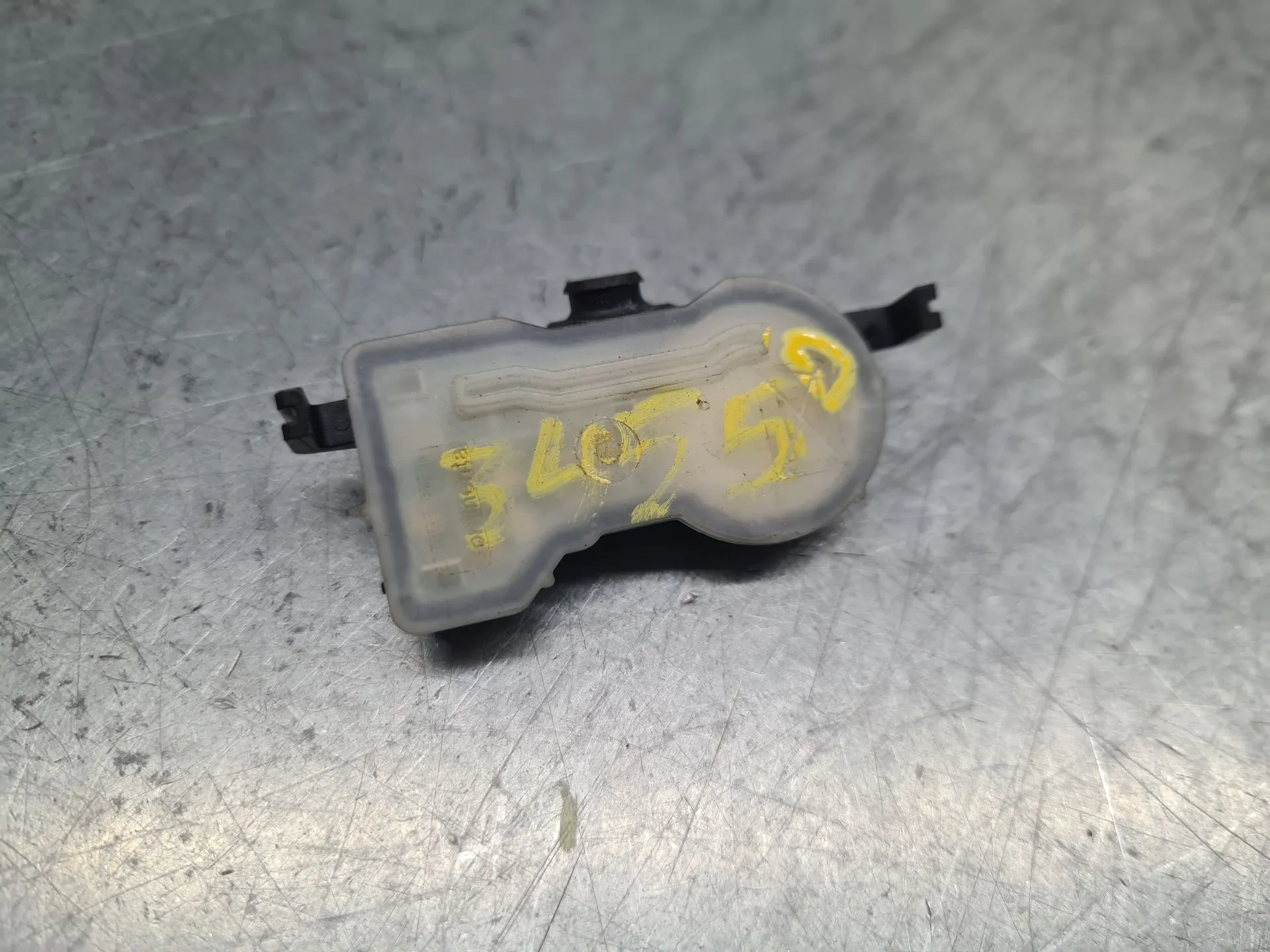 Sensore pressione pneumatici RENAULT Megane IV (B9A/M_) Imagem-1