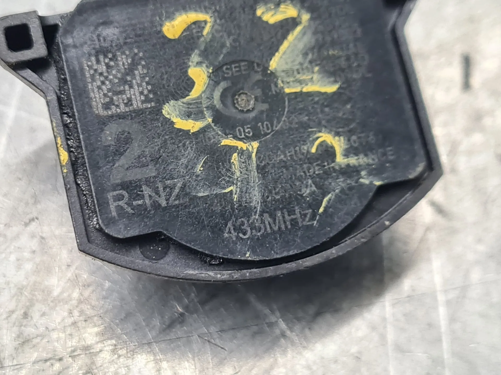 Tire pressure sensor NISSAN Micra V (K14) Imagem-2