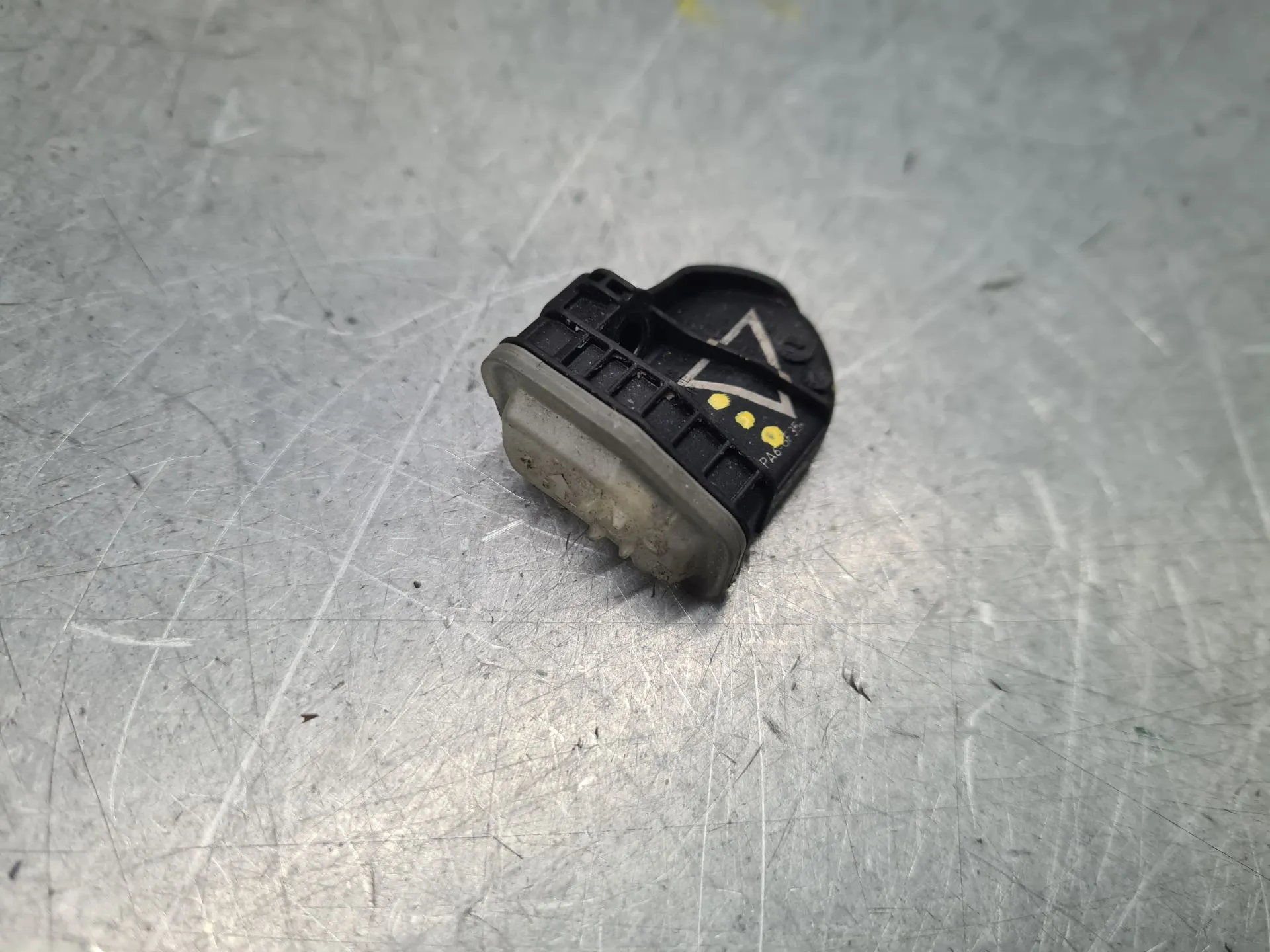 Sensor de pressão dos pneus FORD Fiesta VII (HJ, HF)