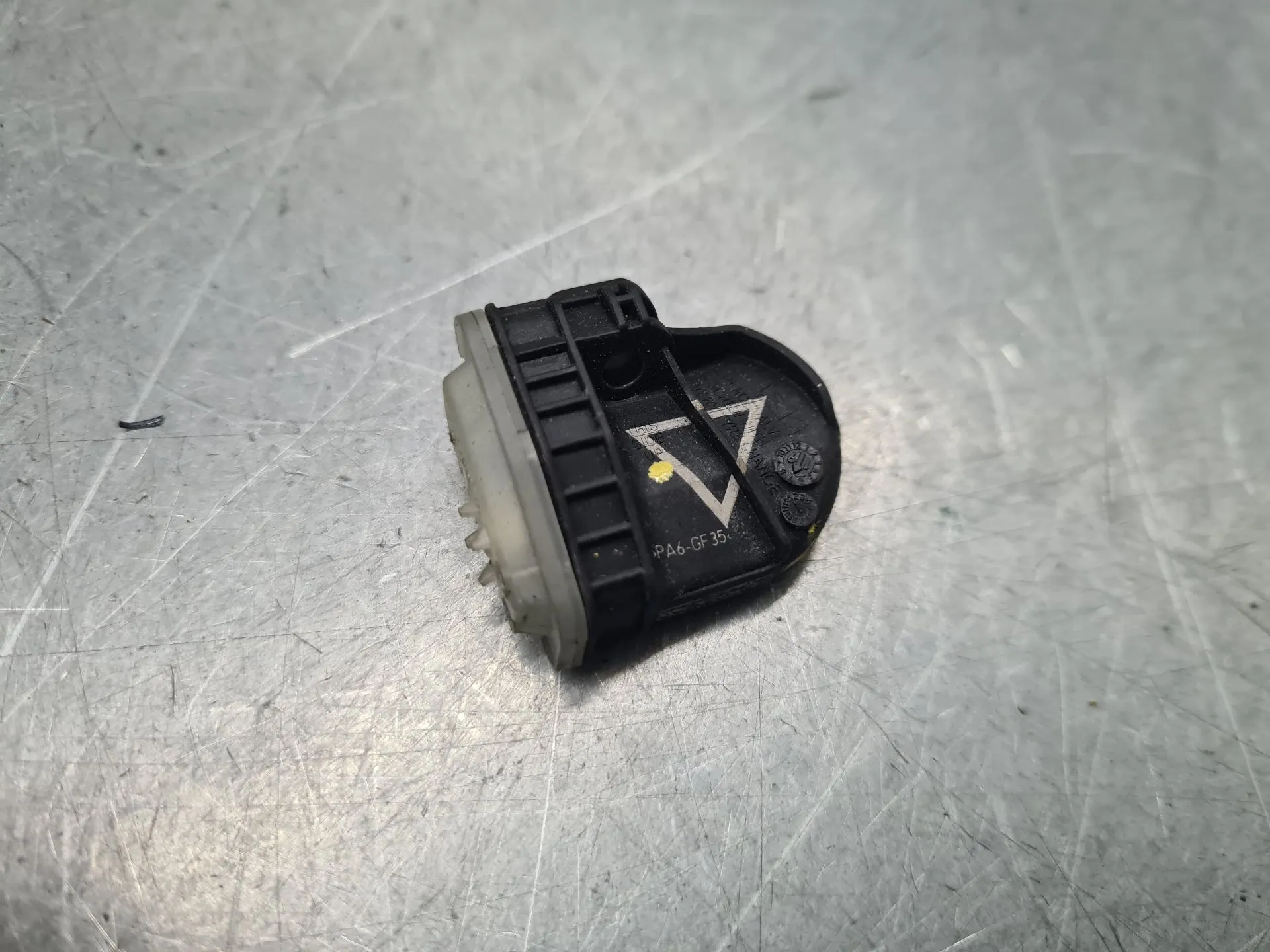 Capteur de pression des pneus (TPMS) FORD Fiesta VII (HJ, HF)