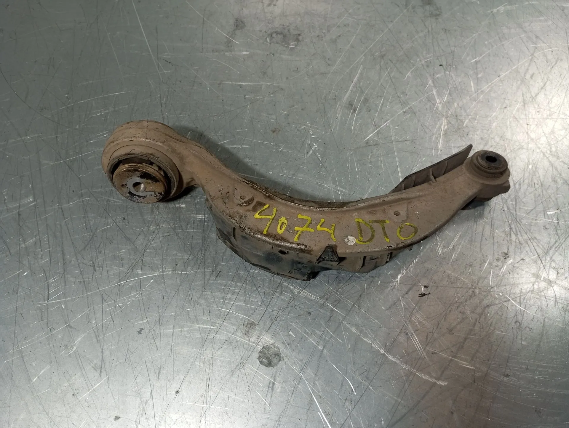 Braccio di sospensione anteriore destra JAGUAR XE (X760)