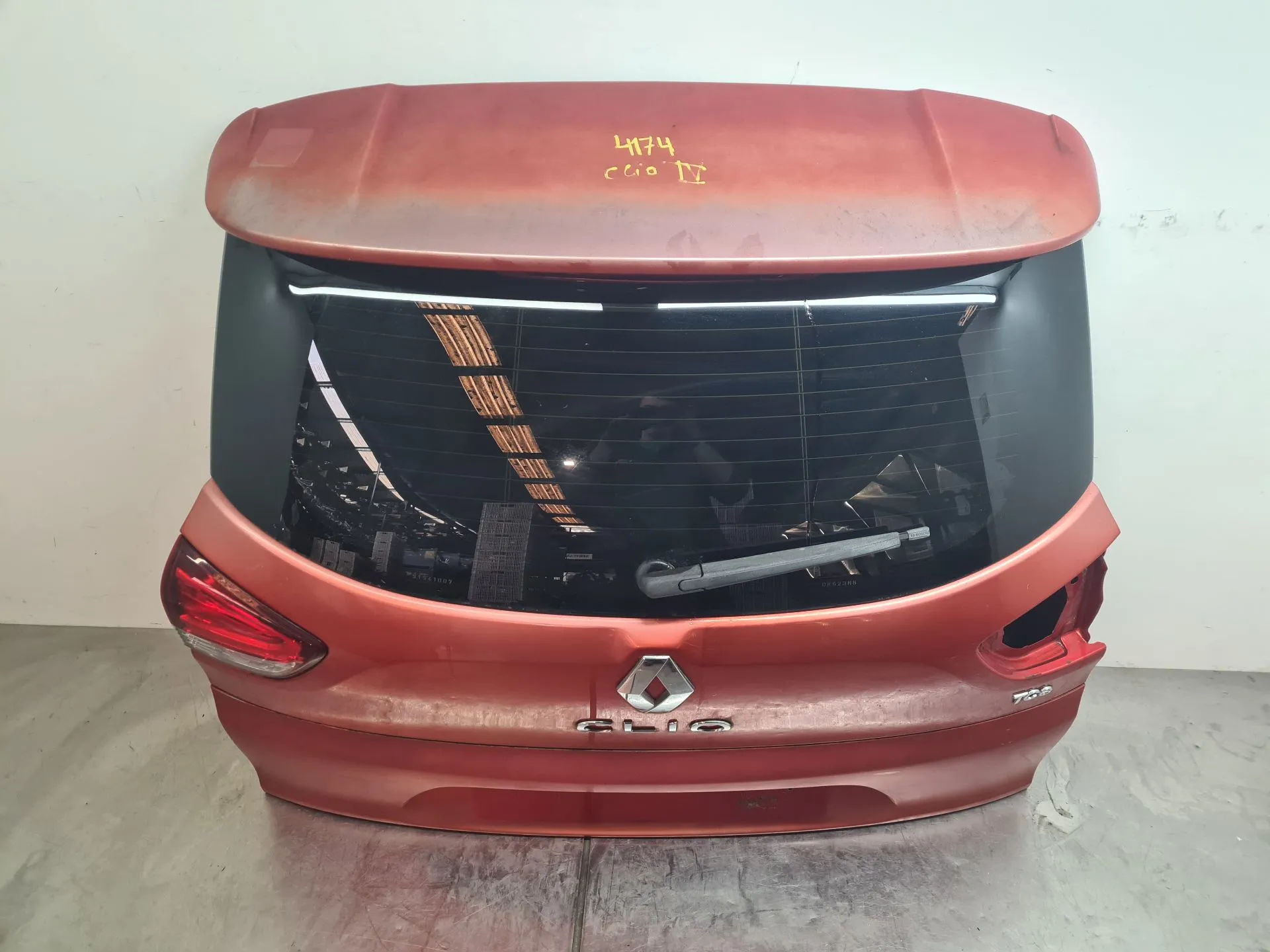 Tailgate / Trunk lid RENAULT Clio IV Grandtour (KH_)