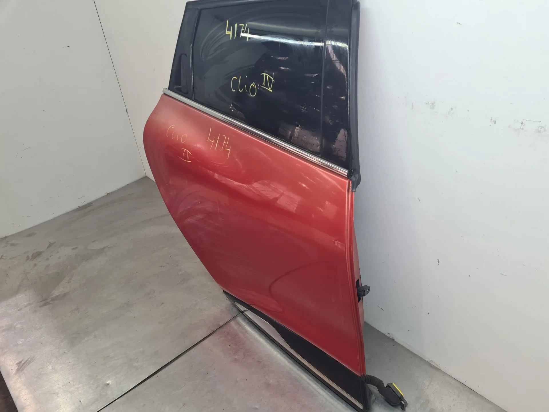 Right rear door RENAULT Clio IV Grandtour (KH_) Imagem-2