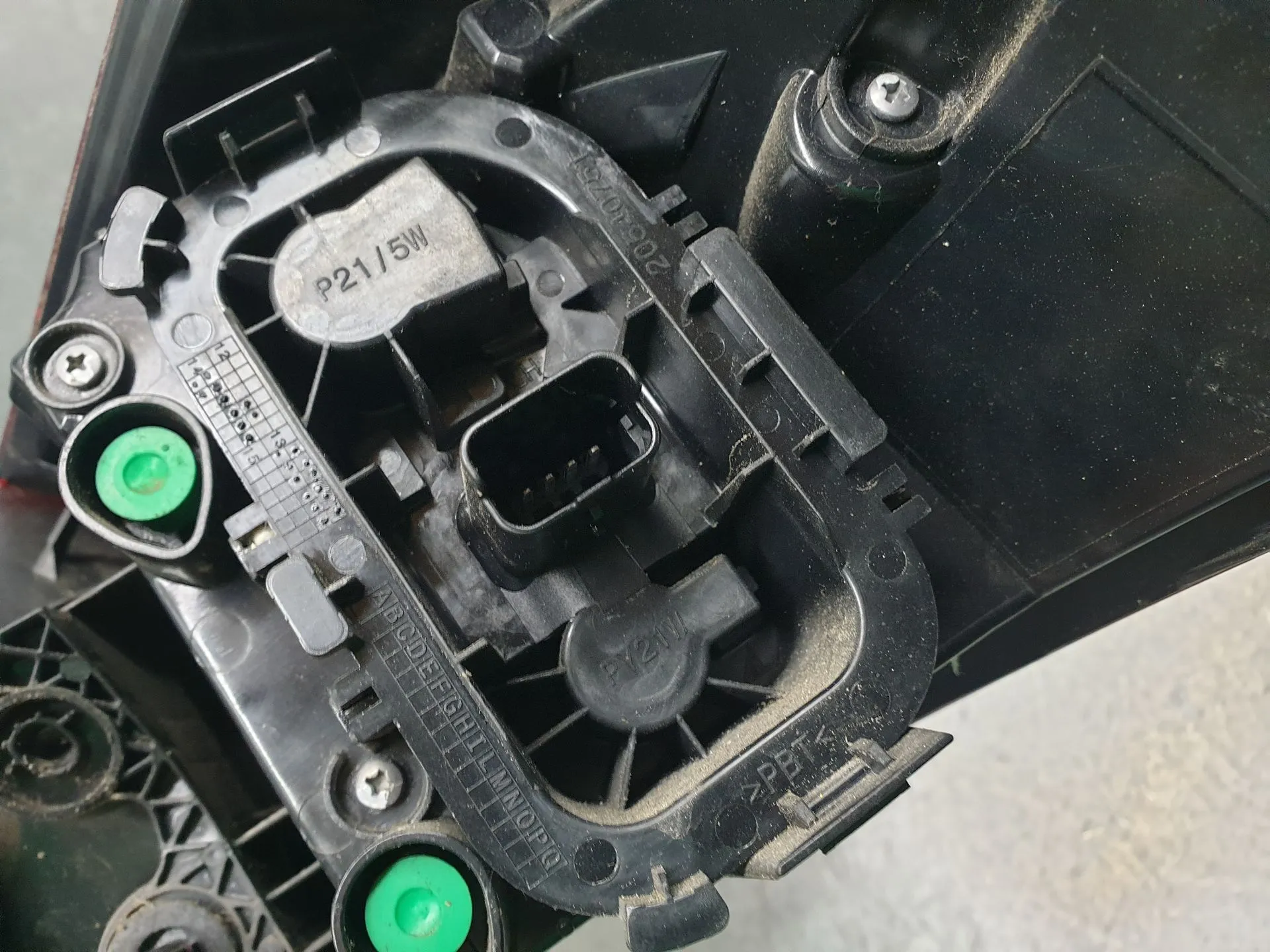 Left Tail light RENAULT Clio IV Grandtour (KH_) Imagem-6