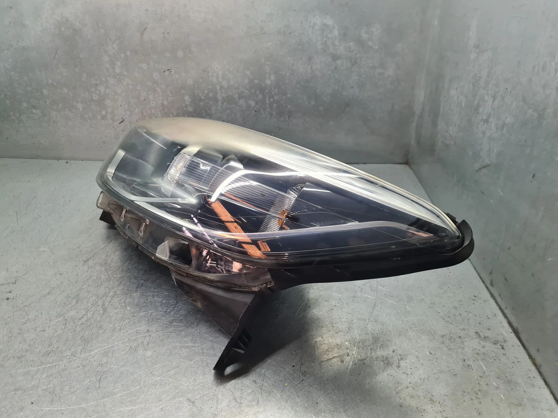 Left Headlight RENAULT Captur (J5_) Imagem-2