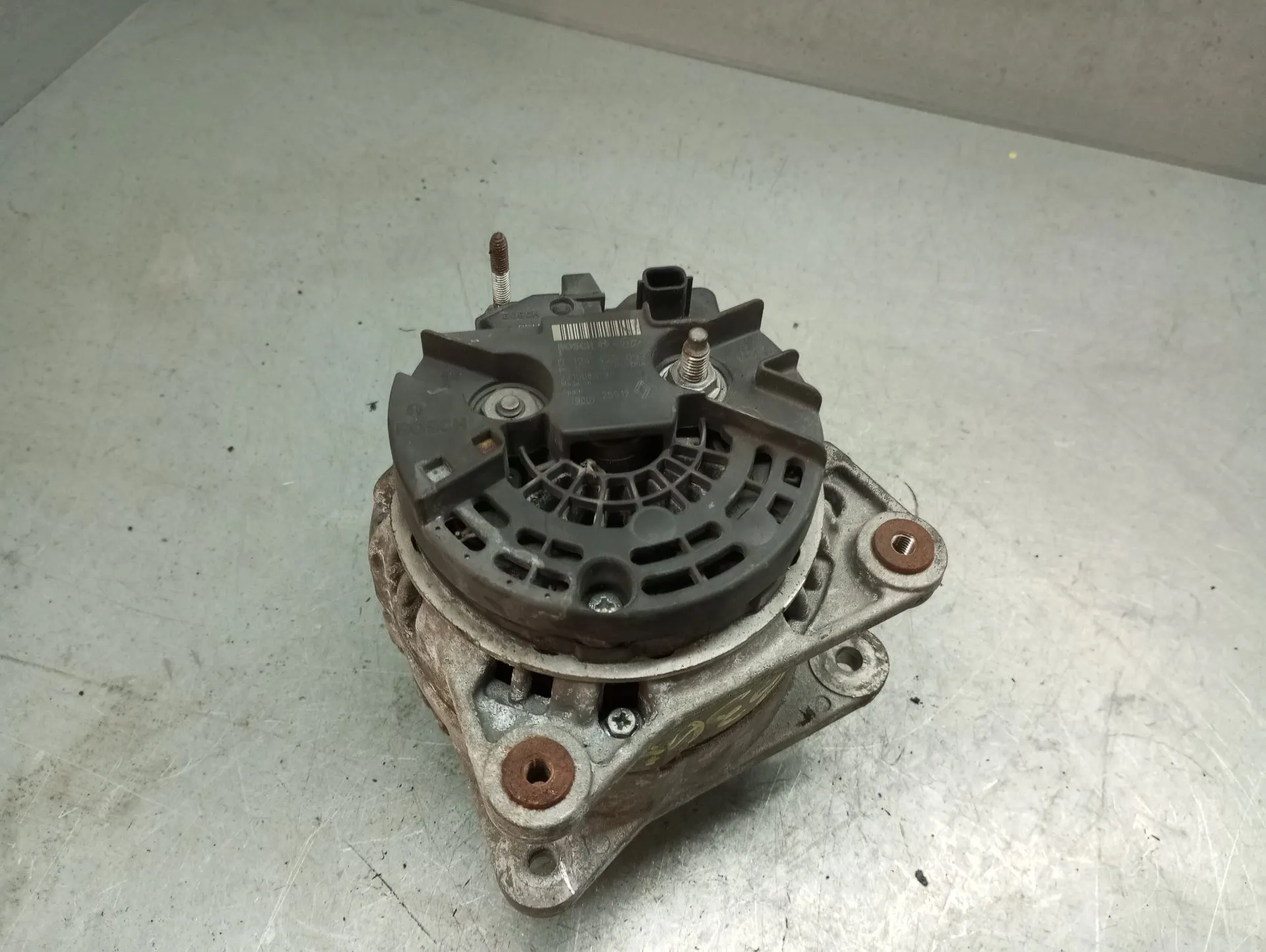 Alternador RENAULT Clio III (BR0/1, CR0/1) Imagem-3