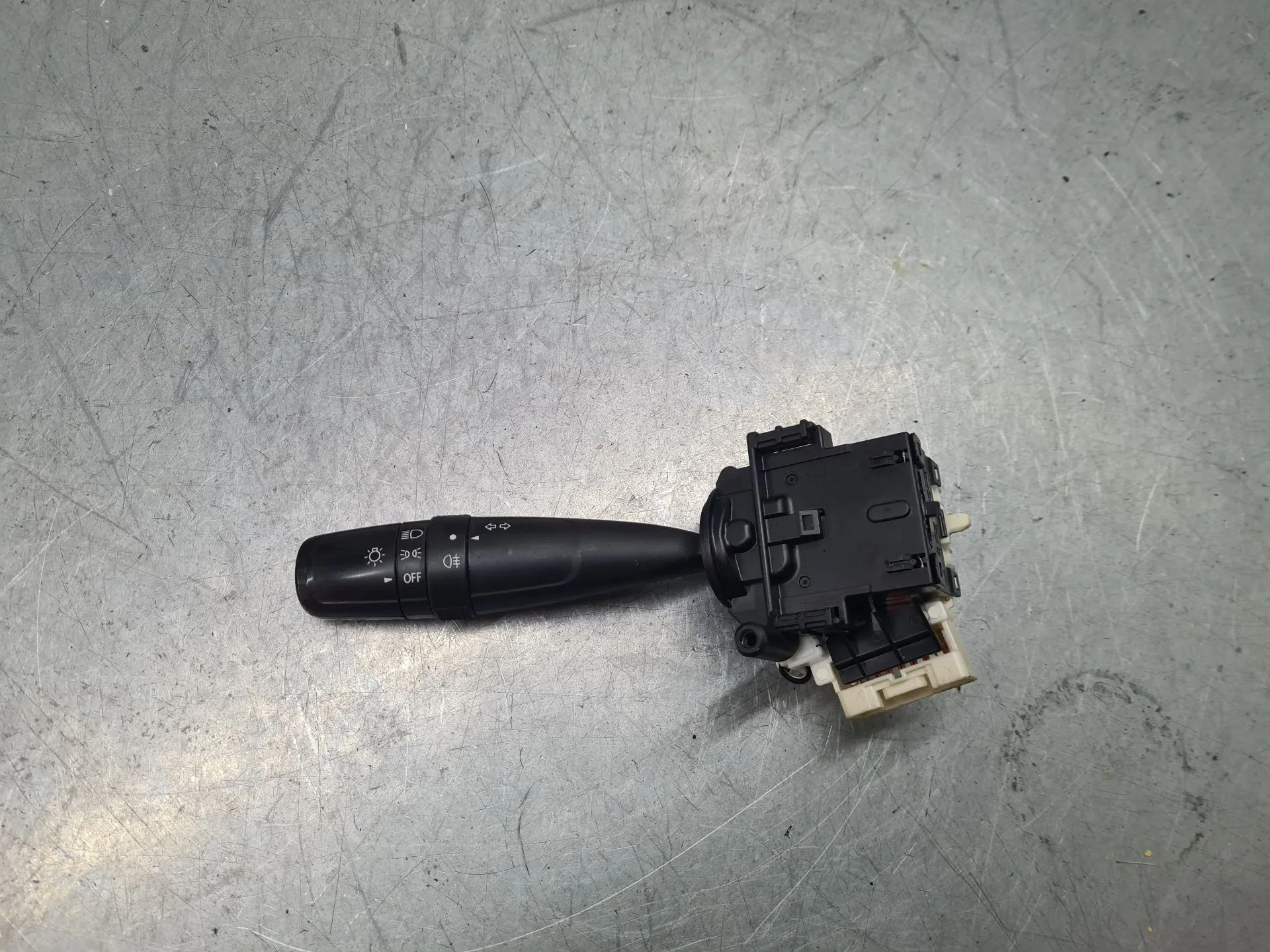 Manípulo de luzes SUZUKI Vitara (LY)