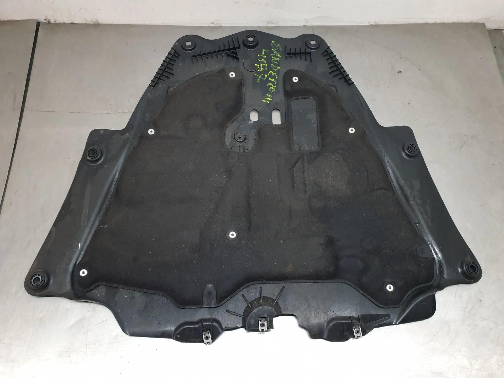 Engine underbody shielding DACIA Sandero III