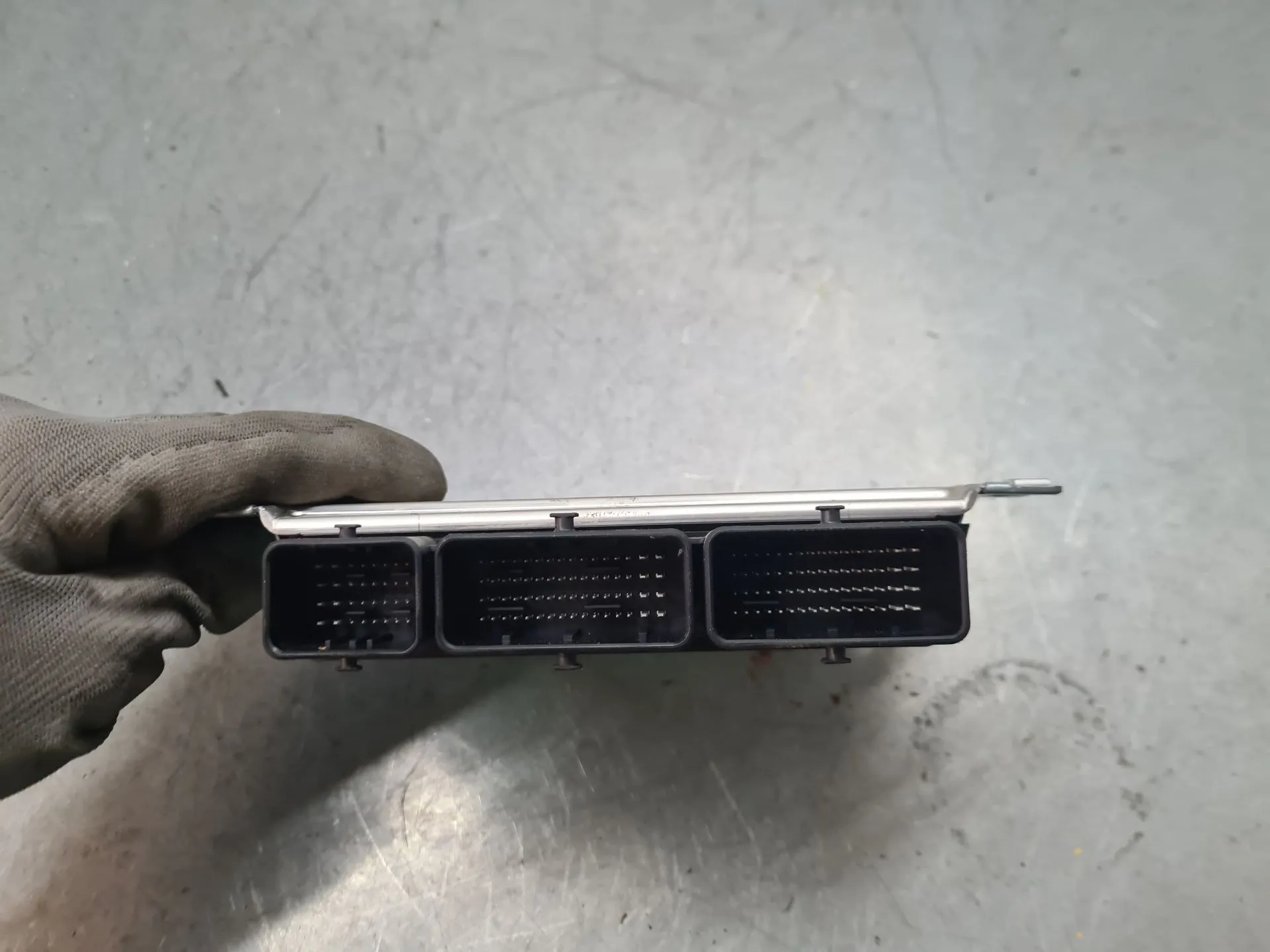 Centralina motor / ECU DACIA Sandero III Imagem-1