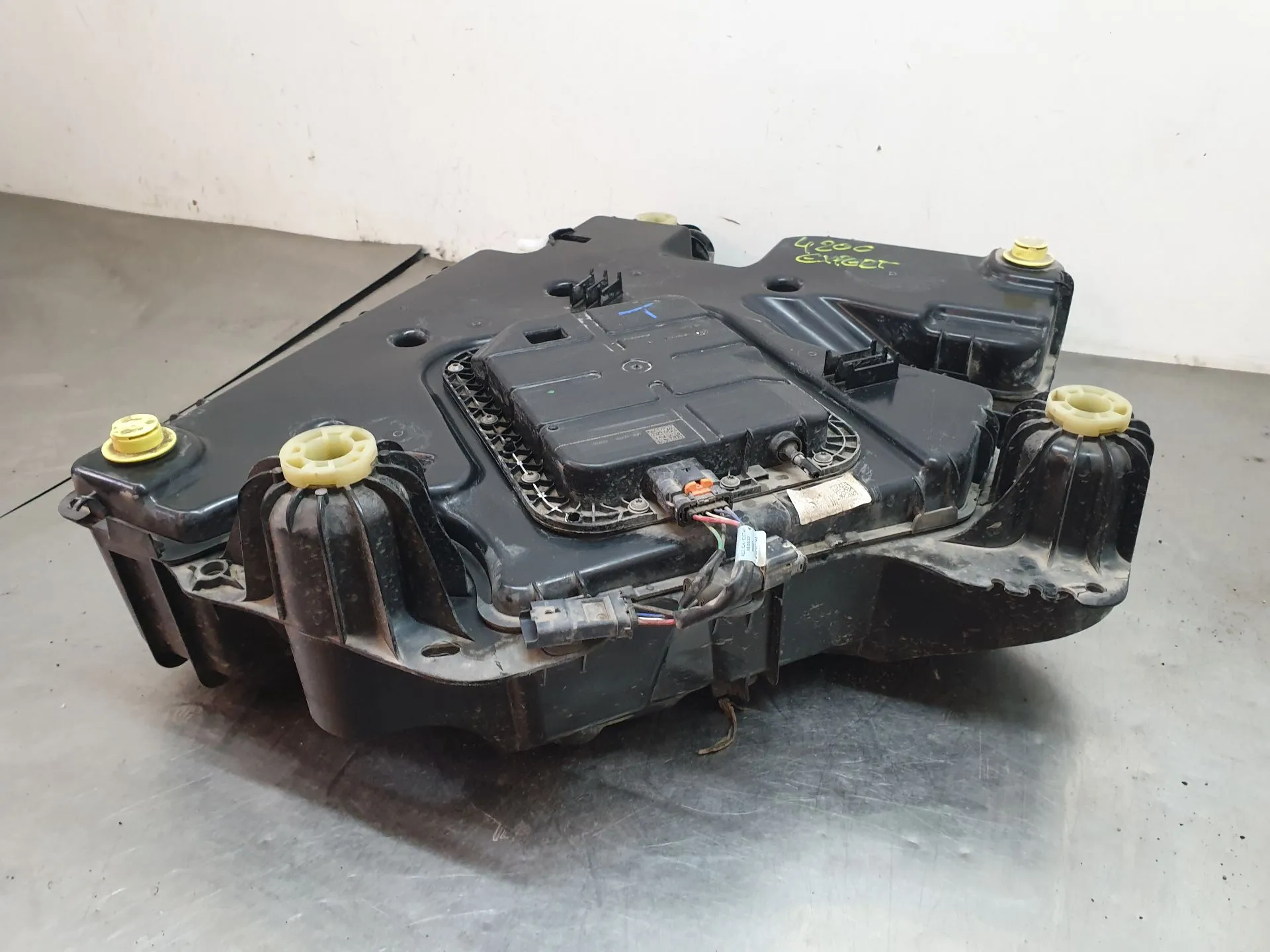 Depósito AdBlue PEUGEOT Expert Imagem-1