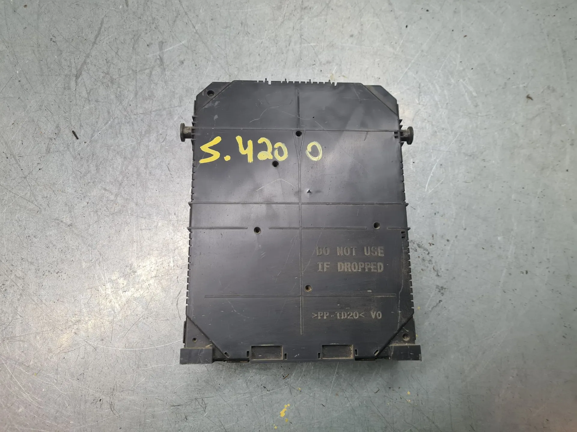 Caixa fusíveis / SAM / BSI PEUGEOT Expert Imagem-1