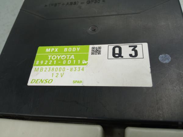 Módulo confort TOYOTA Yaris (_P13_) Imagem-5