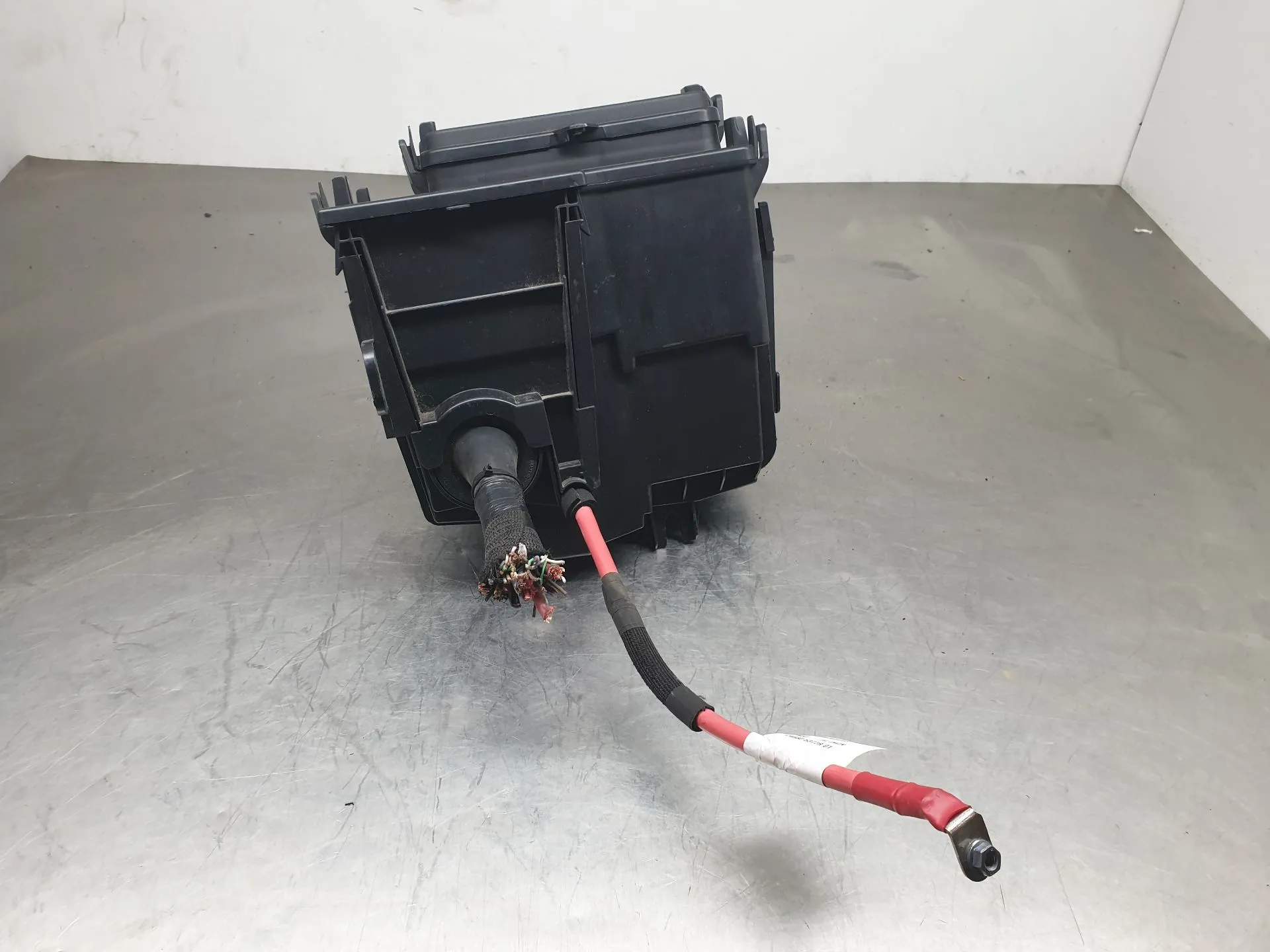 Involúcro / Carcaça dos Fusíveis RENAULT Trafic III (FG_) Imagem-1