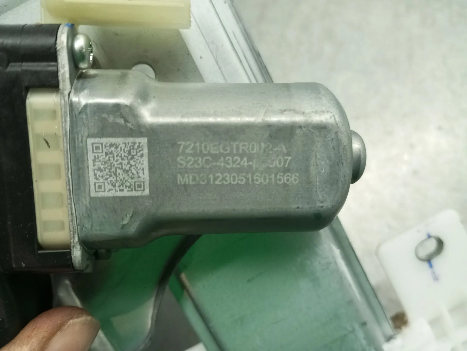 Elevador vidros frente direito DACIA Spring Imagem-3