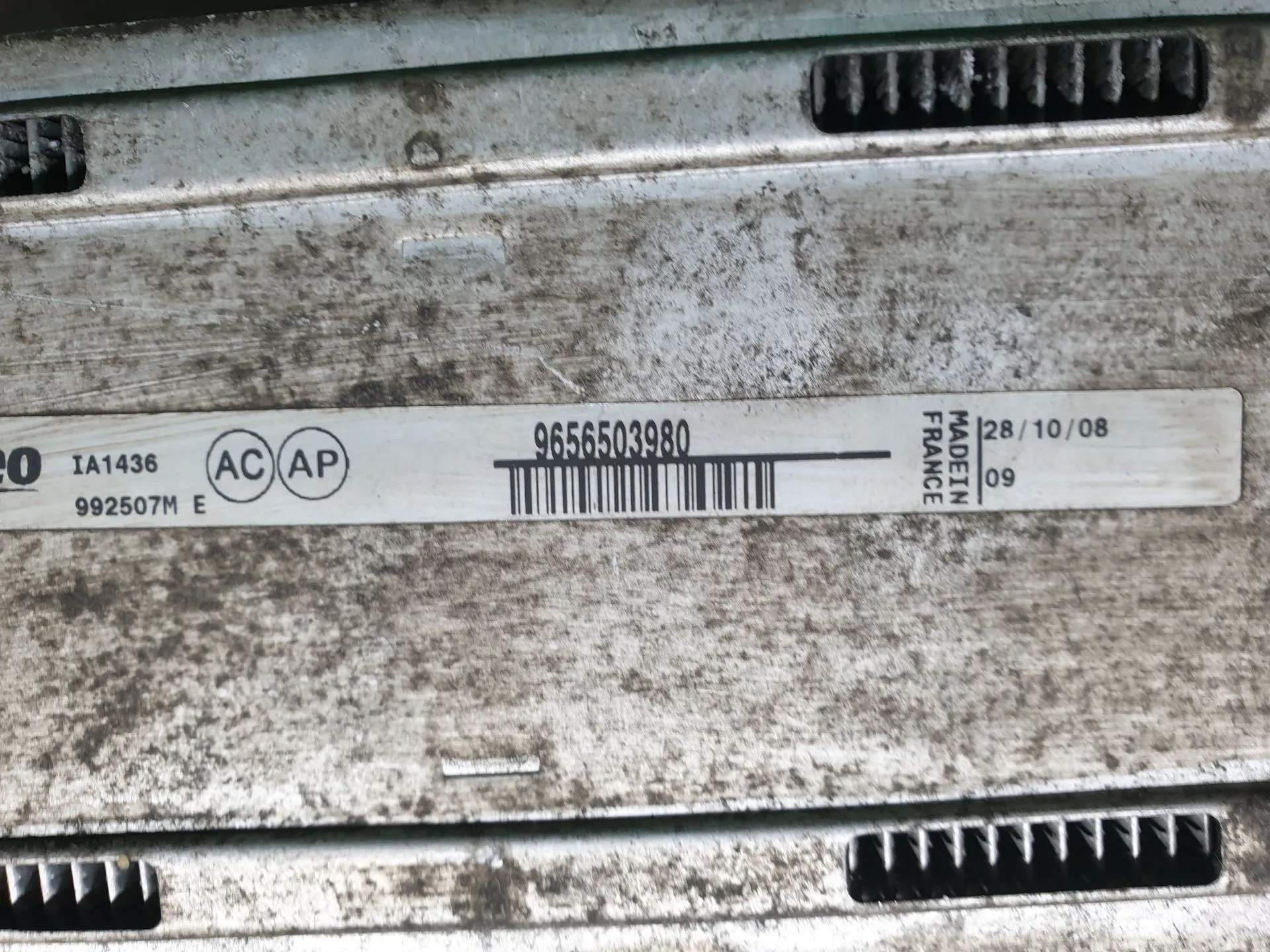 Radiatore intercooler PEUGEOT 308 SW Imagem-4