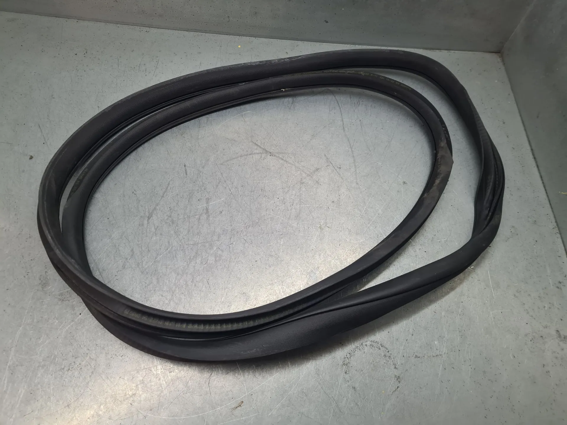 Revestimiento puerta Delantero Derecho MERCEDES-BENZ Classe C (W205) Imagem-1