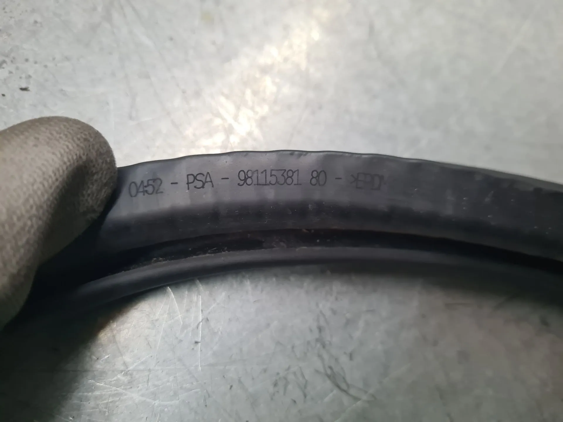 Left rear door trim PEUGEOT 3008 II (M_) Imagem-1