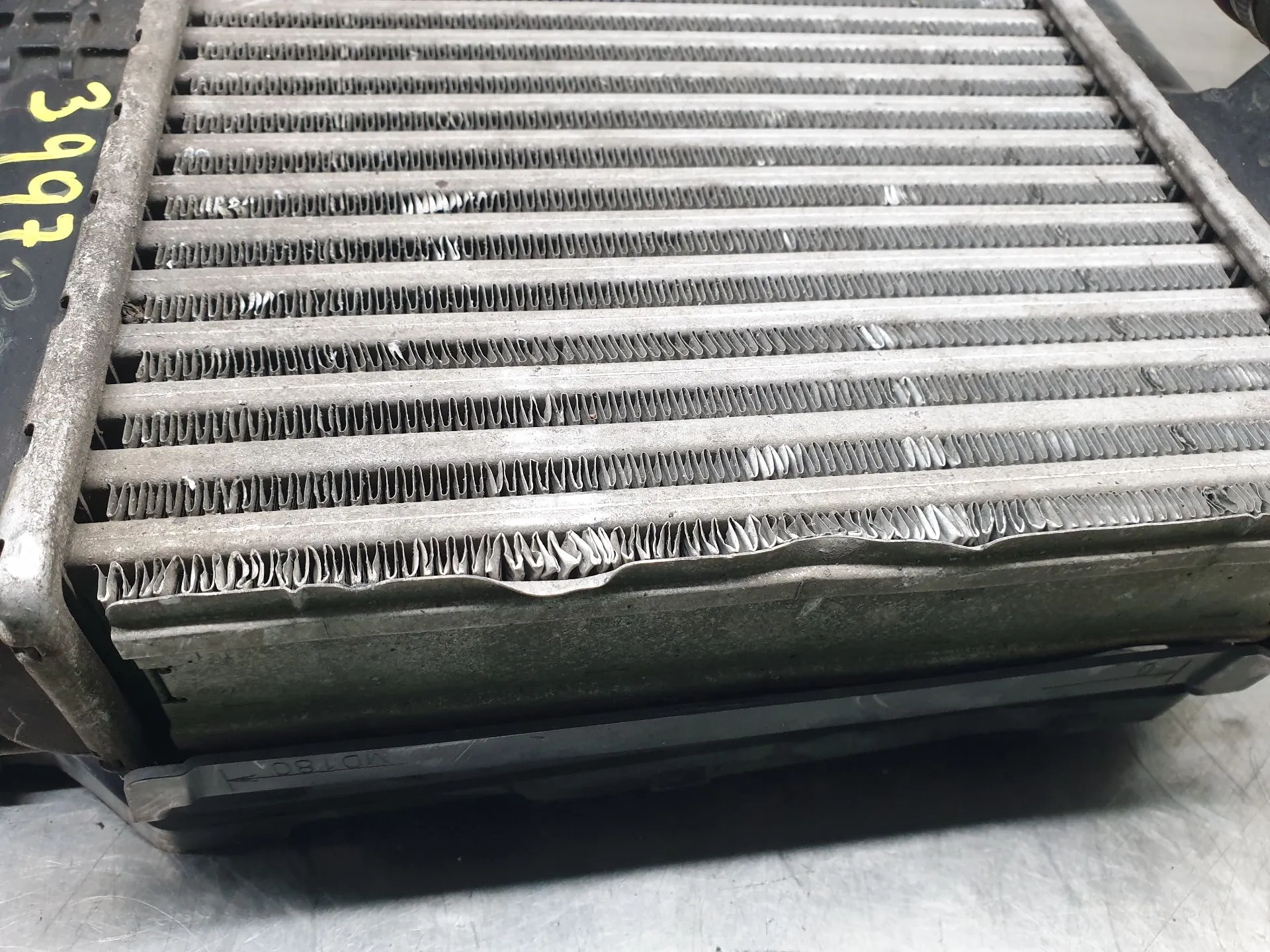 Radiatore intercooler PEUGEOT 308 II Imagem-1