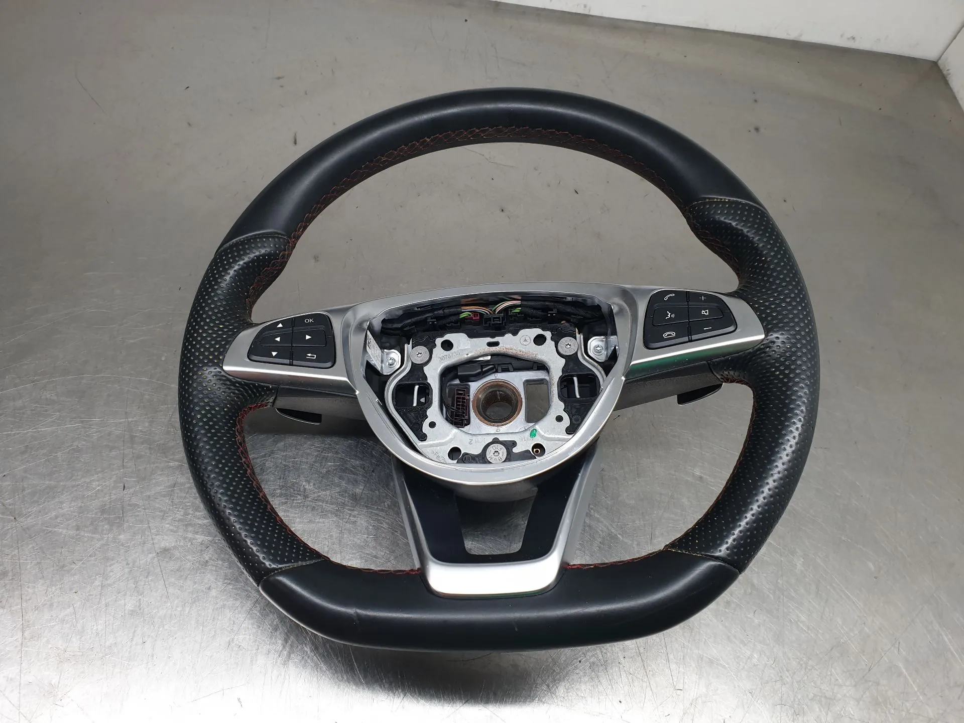 Volante MERCEDES-BENZ GLA (X156)