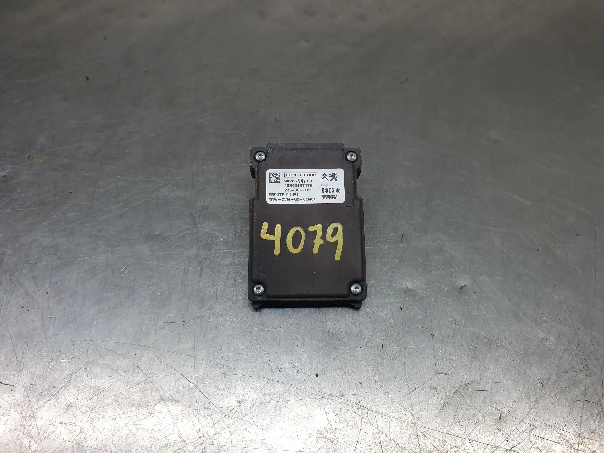 Front camera PEUGEOT 5008 II (M_)