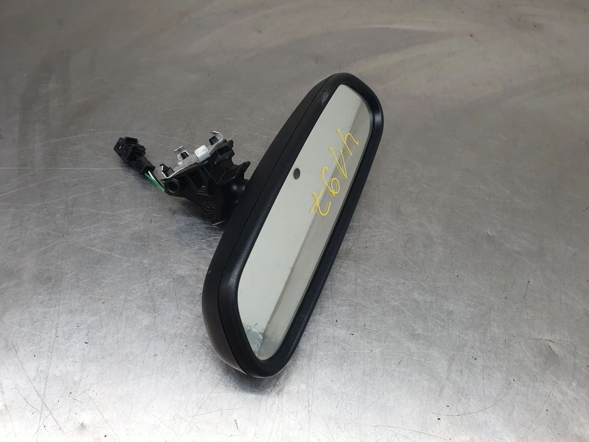 Specchietto retrovisore interno PEUGEOT 2008 II (U_) Imagem-1