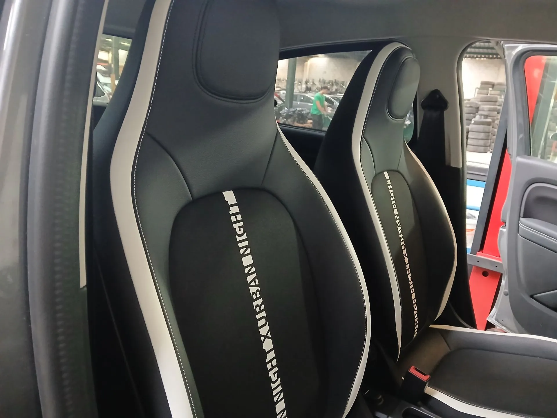 Conjunto de Bancos RENAULT Twingo III (BCM_)