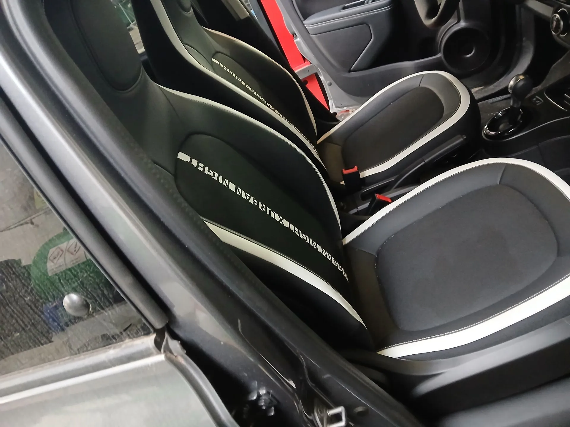 Conjunto de Bancos RENAULT Twingo III (BCM_) Imagem-2