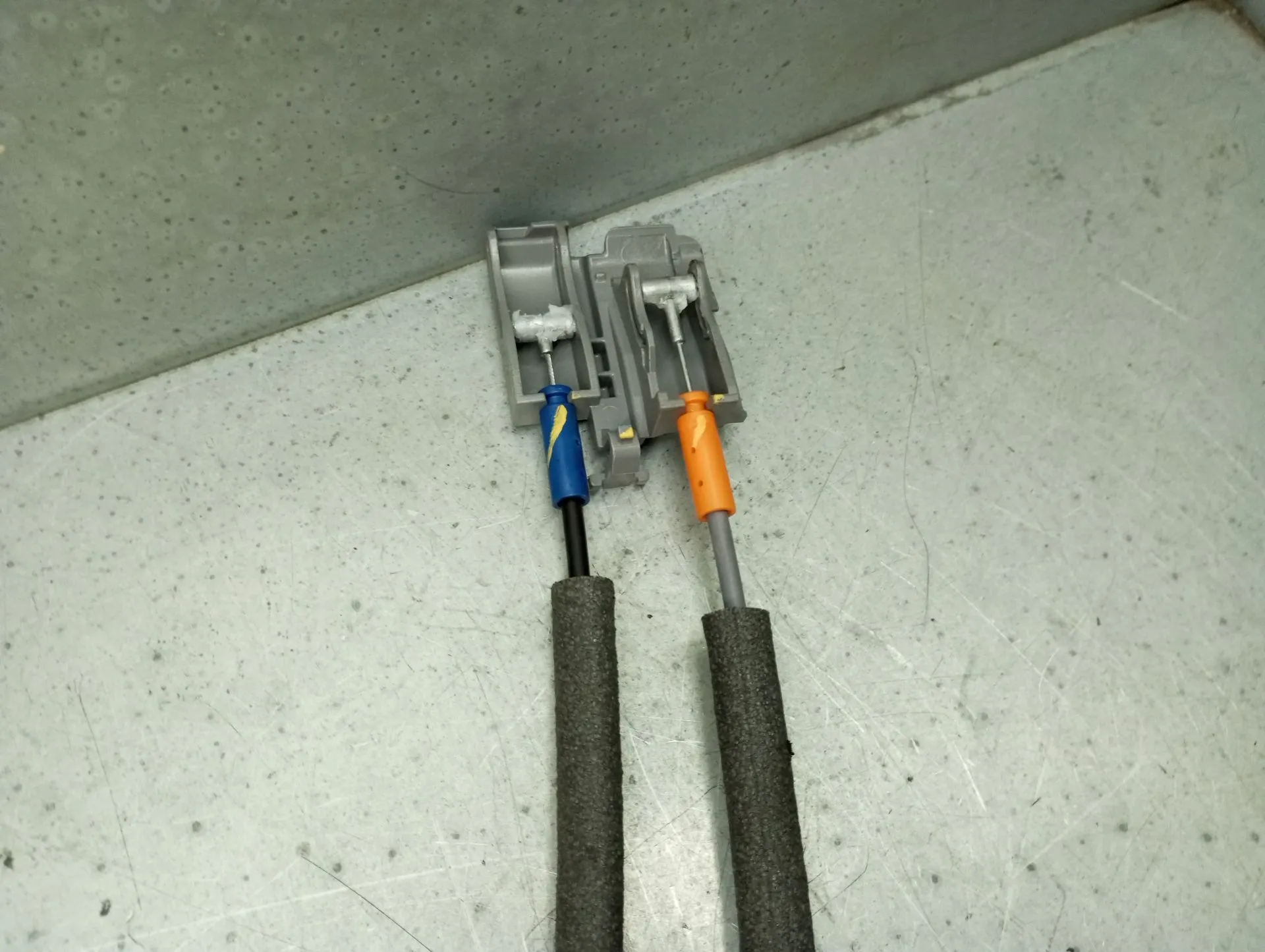 Fechadura / fecho porta trás direito HYUNDAI Kauai (OS) Imagem-4