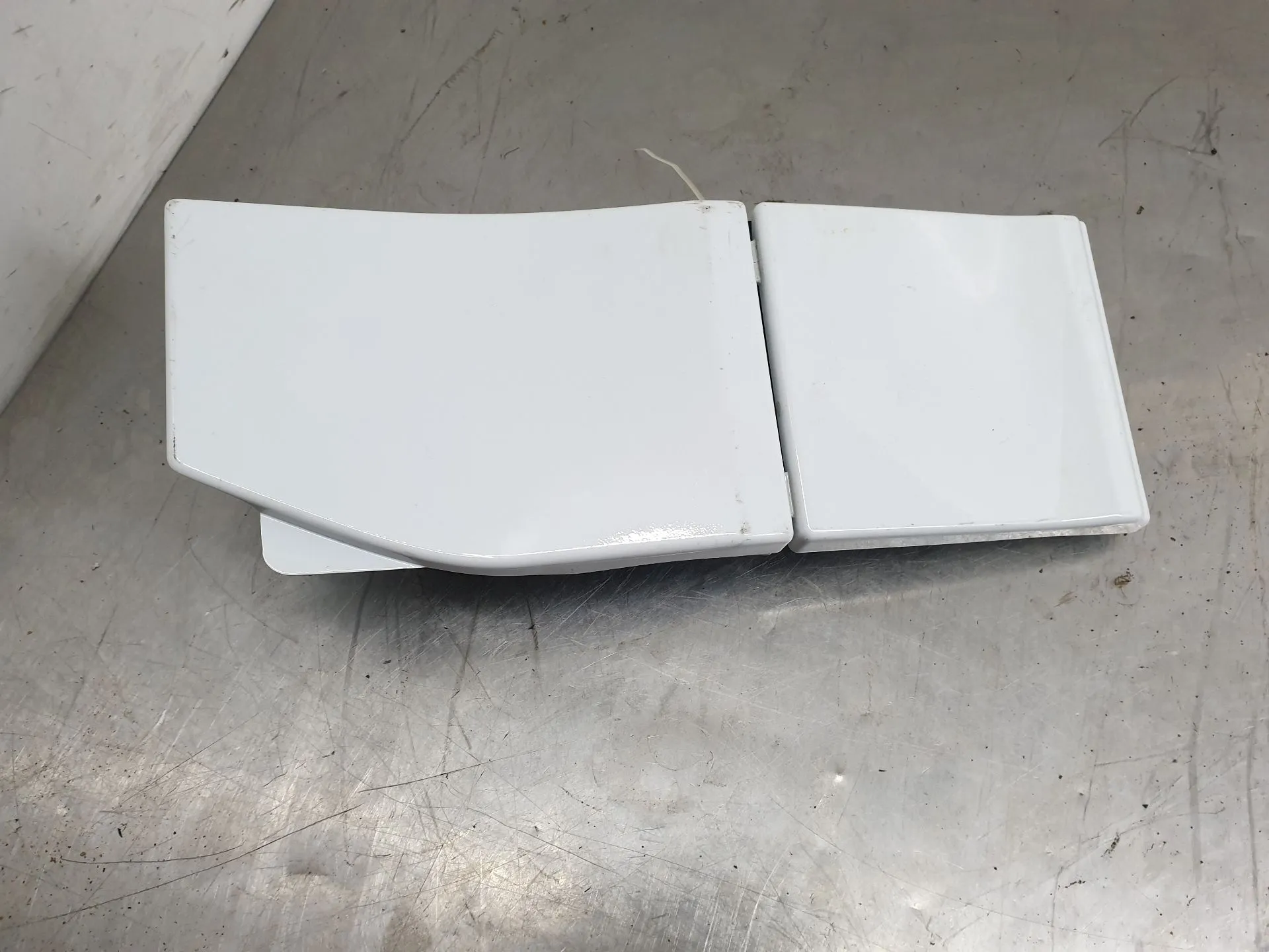 Fuel tank cap RENAULT Trafic III (FG_)