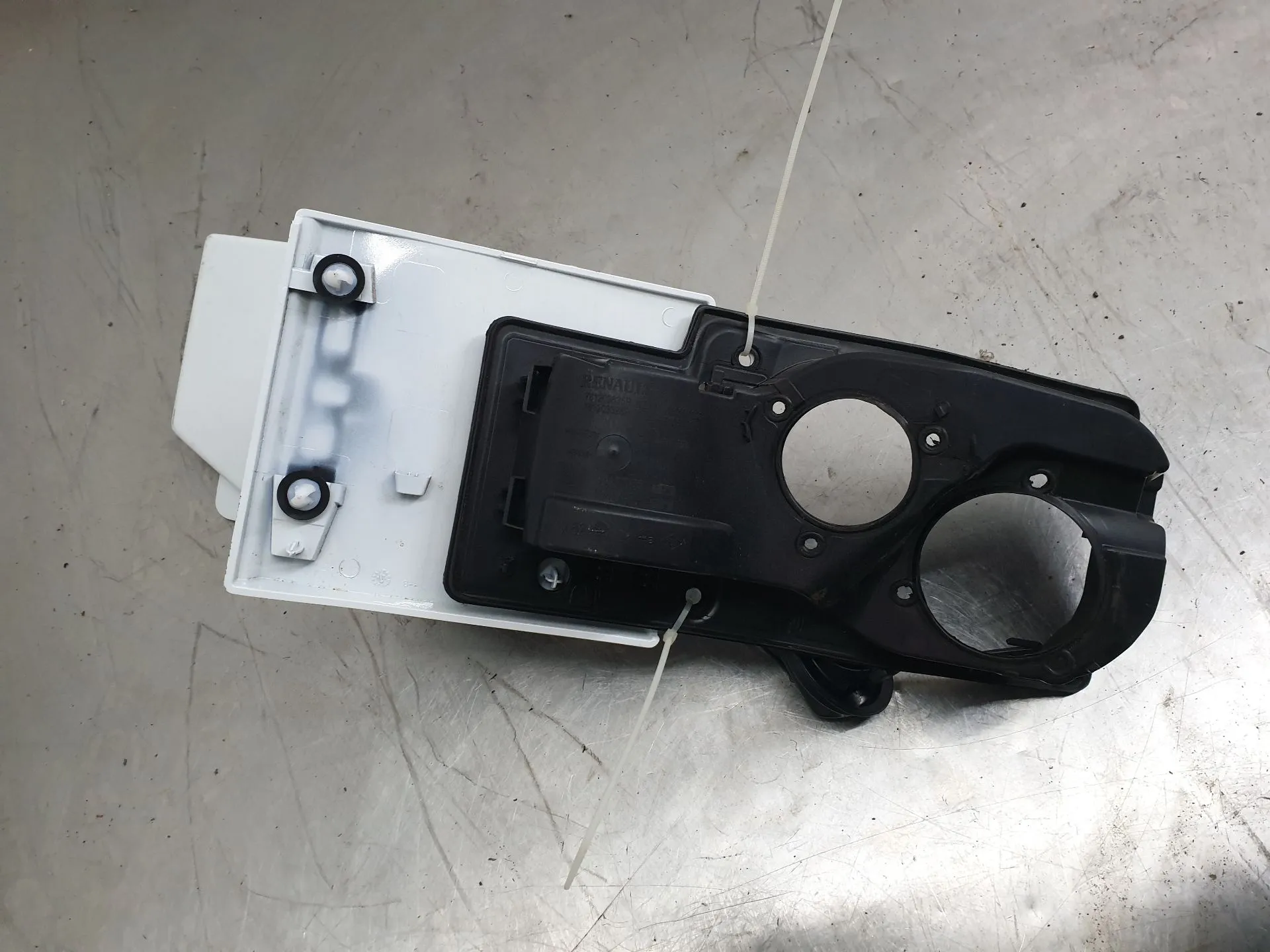 Tappo serbatoio carburante RENAULT Trafic III (FG_) Imagem-3