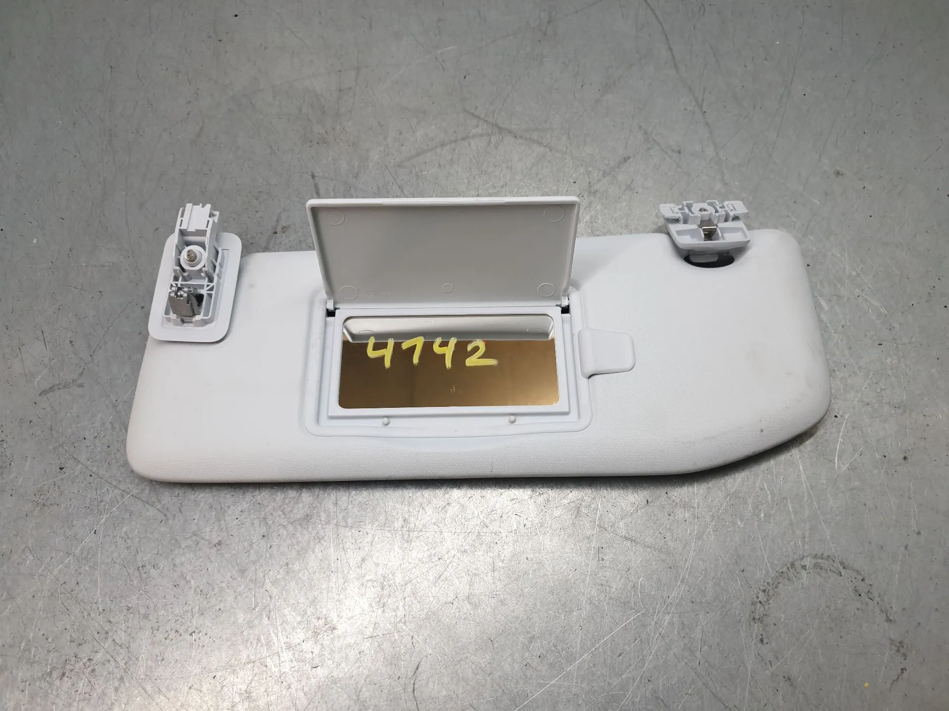 Pála de sol esquerda OPEL Corsa F