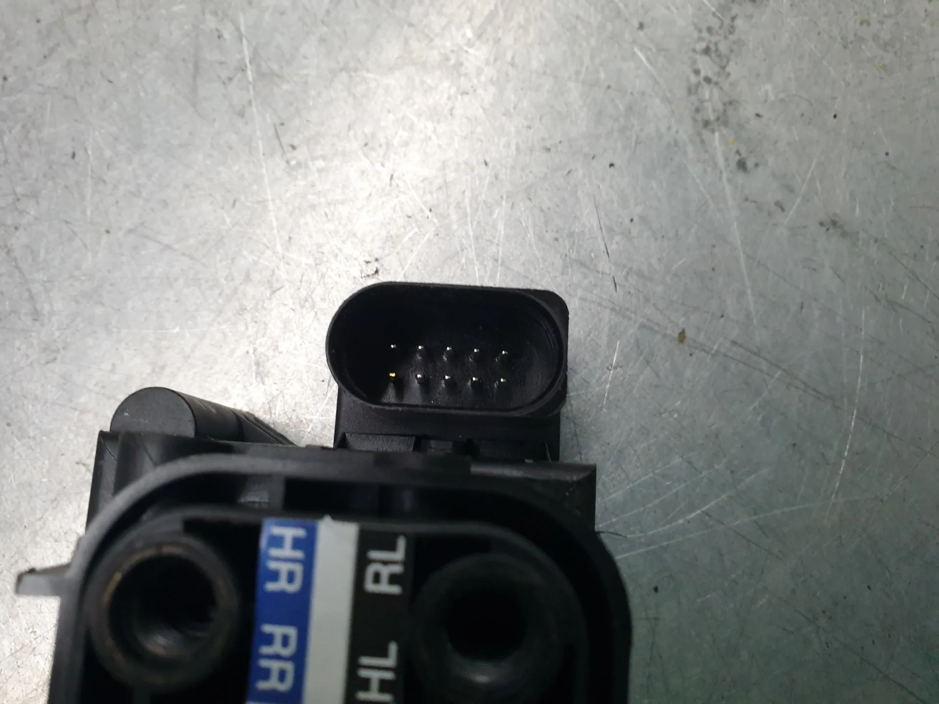 Valve générique AUDI A6 Allroad (4GH, 4GJ, C7) Imagem-3