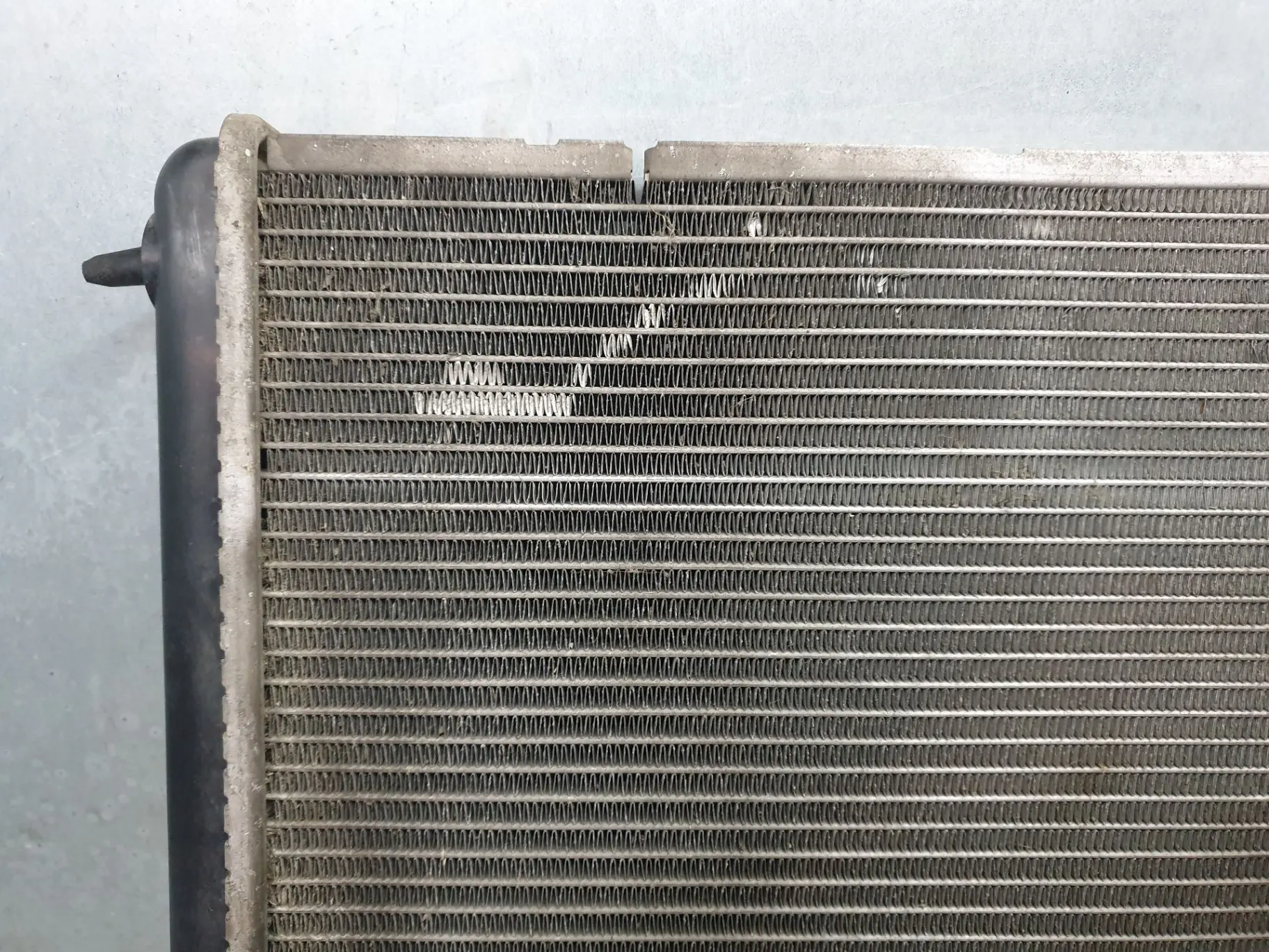 Water radiator PEUGEOT 208 Imagem-1