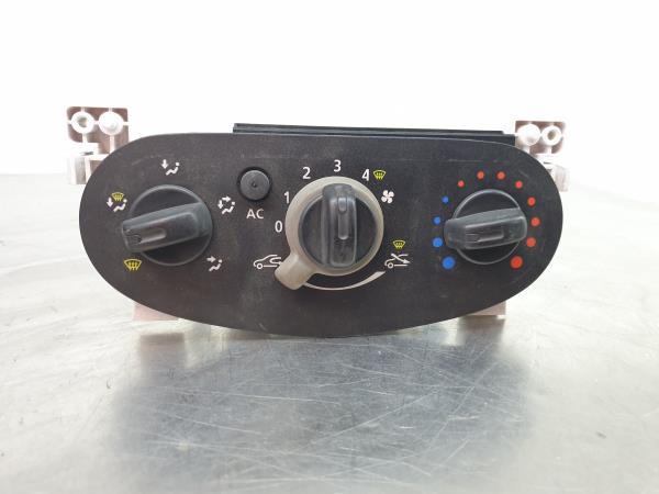 Climate control DACIA Duster (HS_)