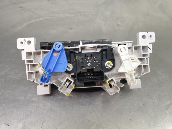 Climate control DACIA Duster (HS_) Imagem-2