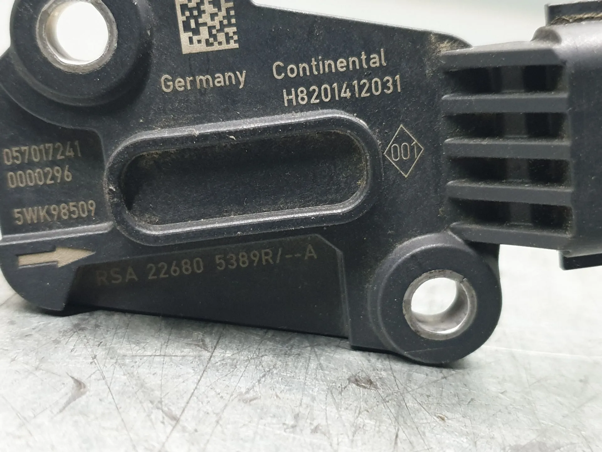 Mass Air Flow Sensor (MAF) RENAULT Megane IV (B9A/M_) Imagem-4