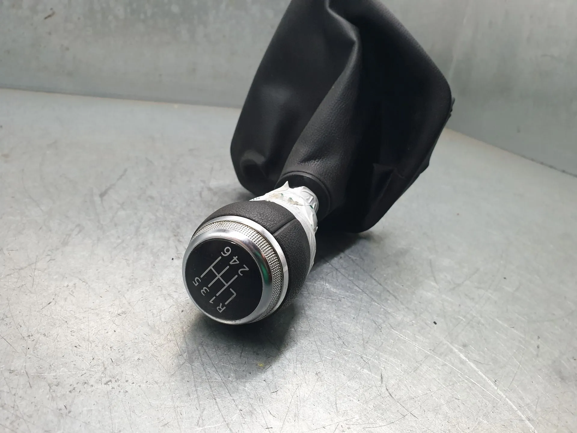 Moca / fole de mudanças RENAULT Trafic III Combi (JG_) Imagem-1