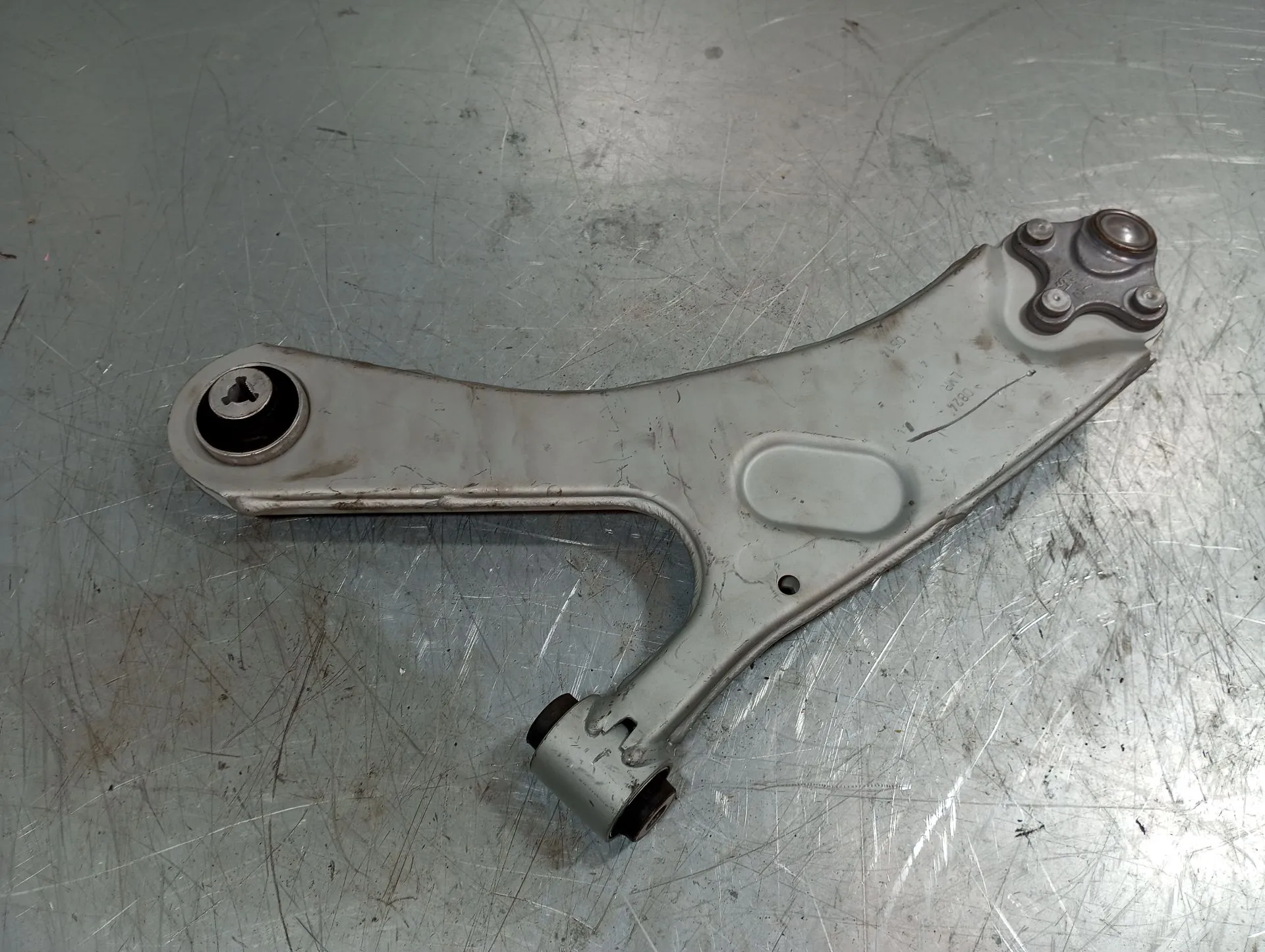 Right front suspension arm CITROËN C4 III Imagem-1