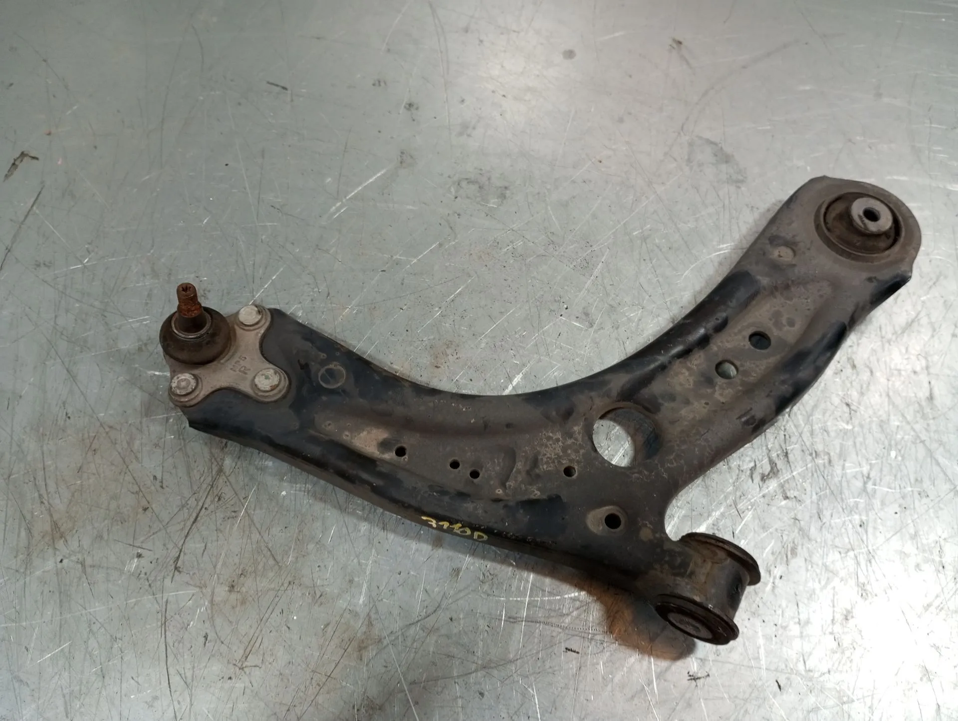 Brazo suspensión delantero derecho AUDI Q2 (GA)