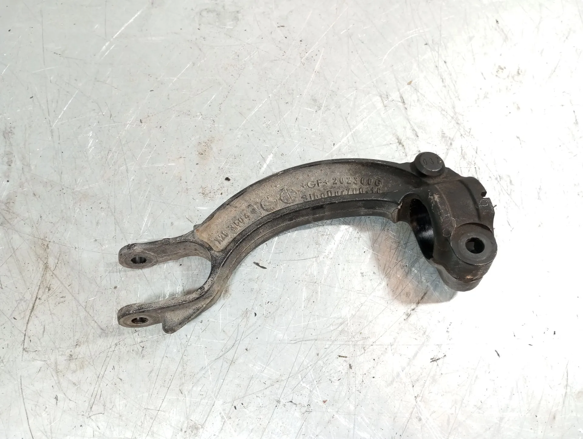 Braccio di sospensione anteriore sinistro MERCEDES-BENZ Classe B (W246, W242) Imagem-1