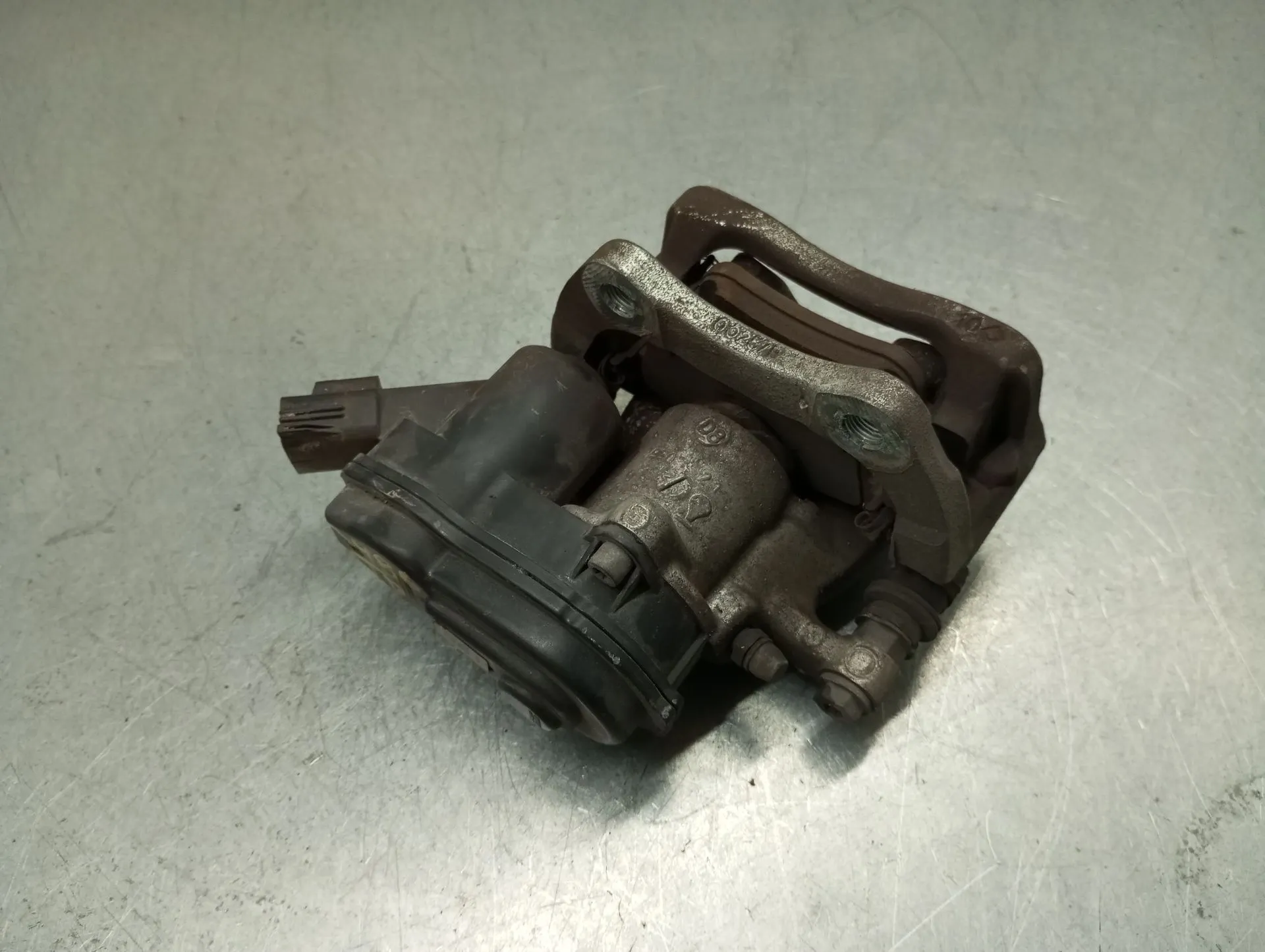 Pinza de freno Trasero Derecho RENAULT Megane IV (B9A/M_) Imagem-2