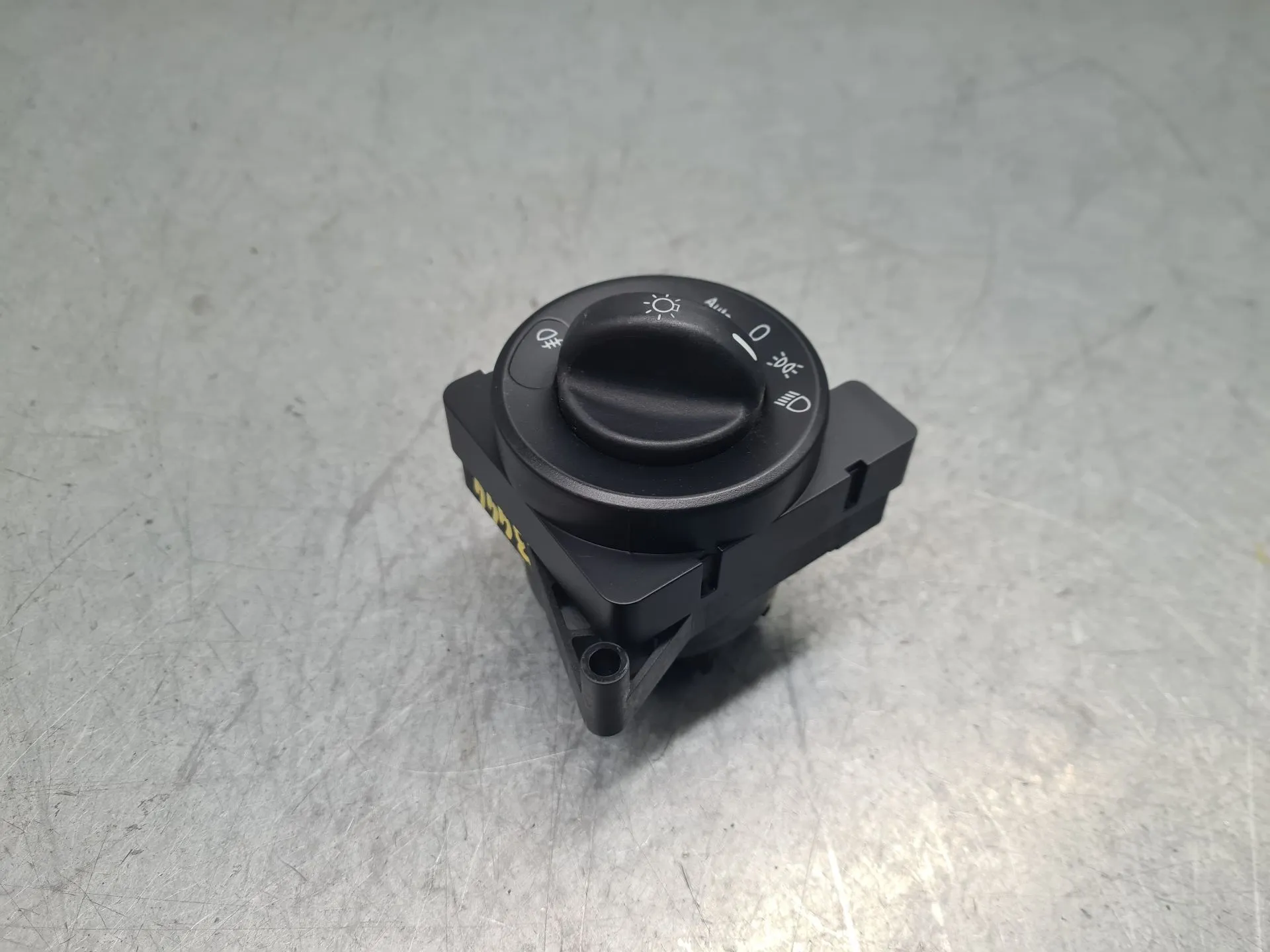 Botão / interruptor de luzes MERCEDES-BENZ Citan (415) Imagem-1