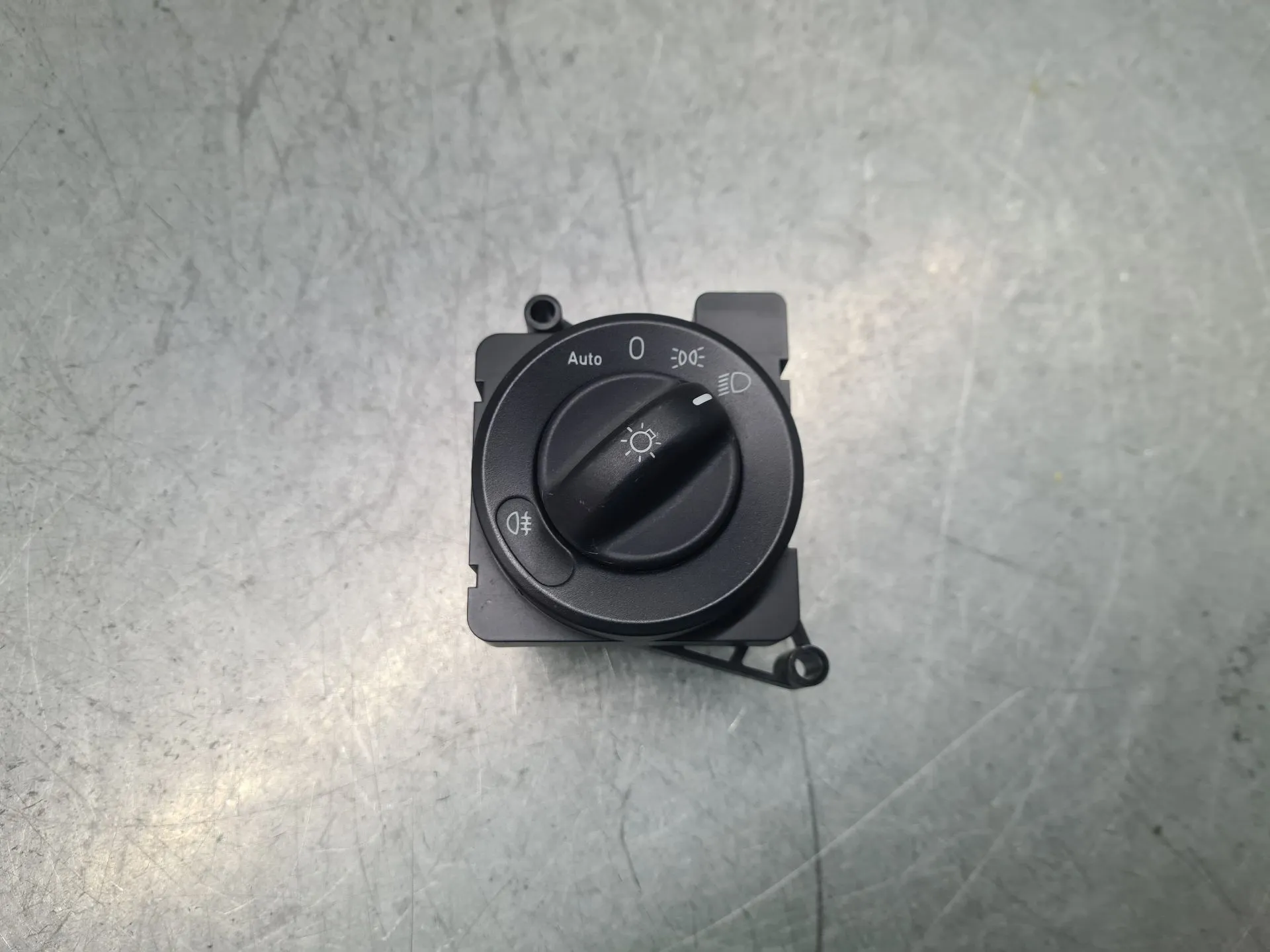 Botão / interruptor de luzes MERCEDES-BENZ Citan (415)