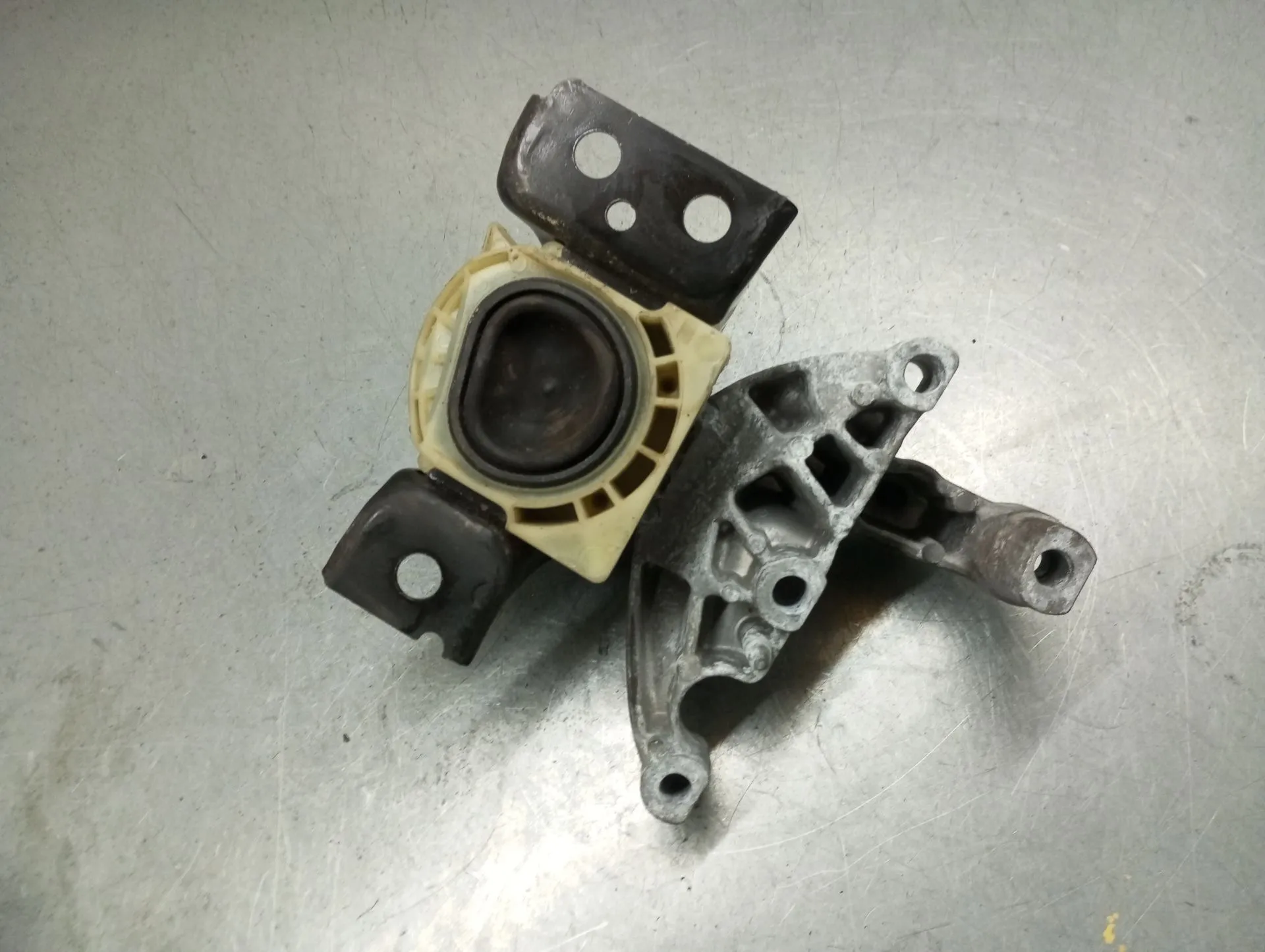 Engine Mount MERCEDES-BENZ Citan (415) Imagem-2