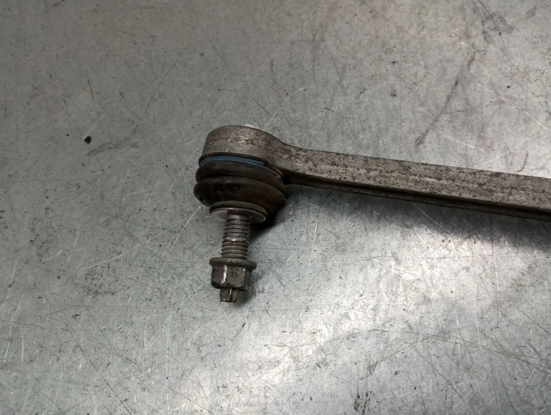 Tie rods / stabilizer links PEUGEOT 3008 II (M_) Imagem-4