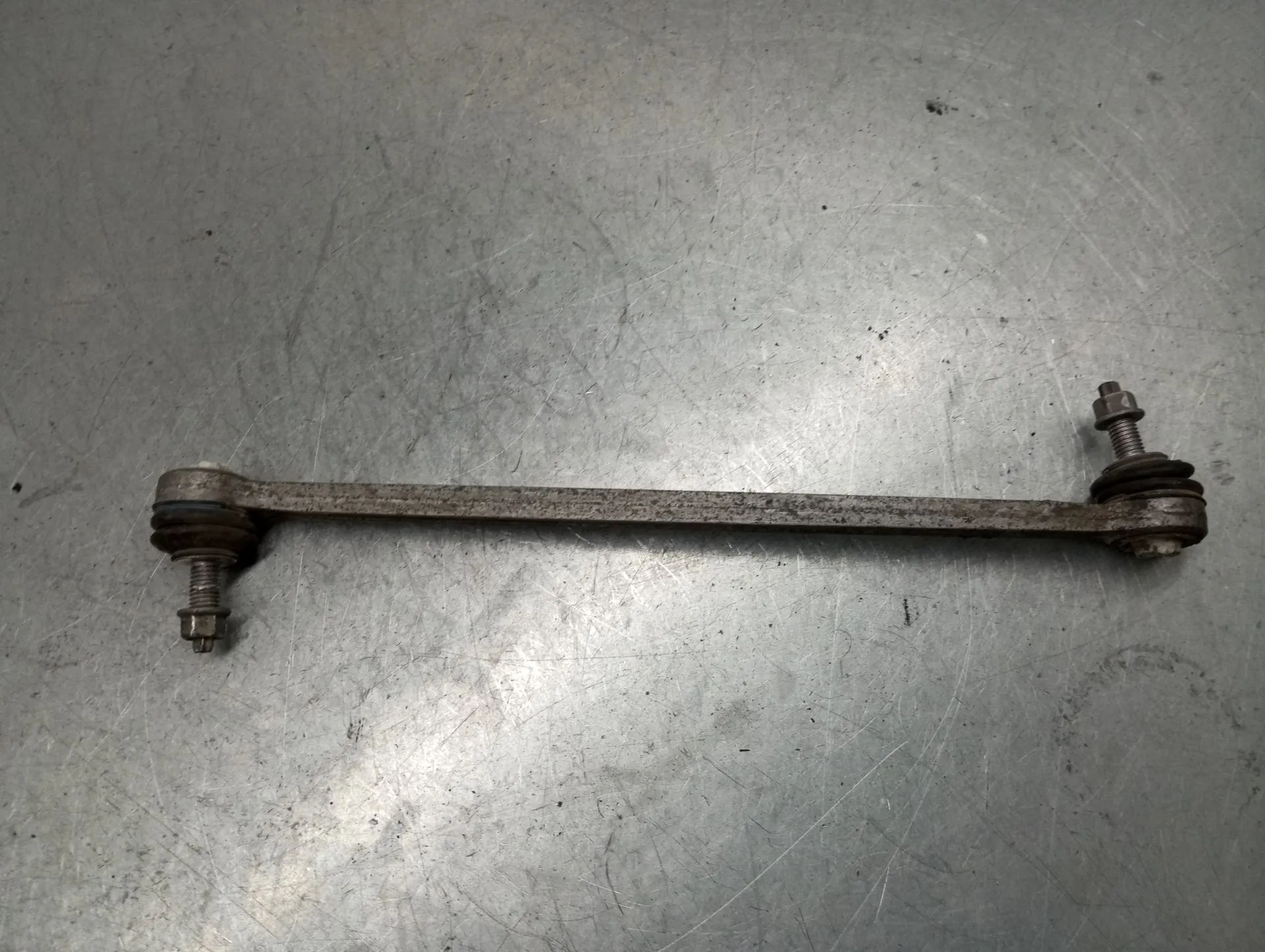 Tie rods / stabilizer links PEUGEOT 3008 II (M_) Imagem-3