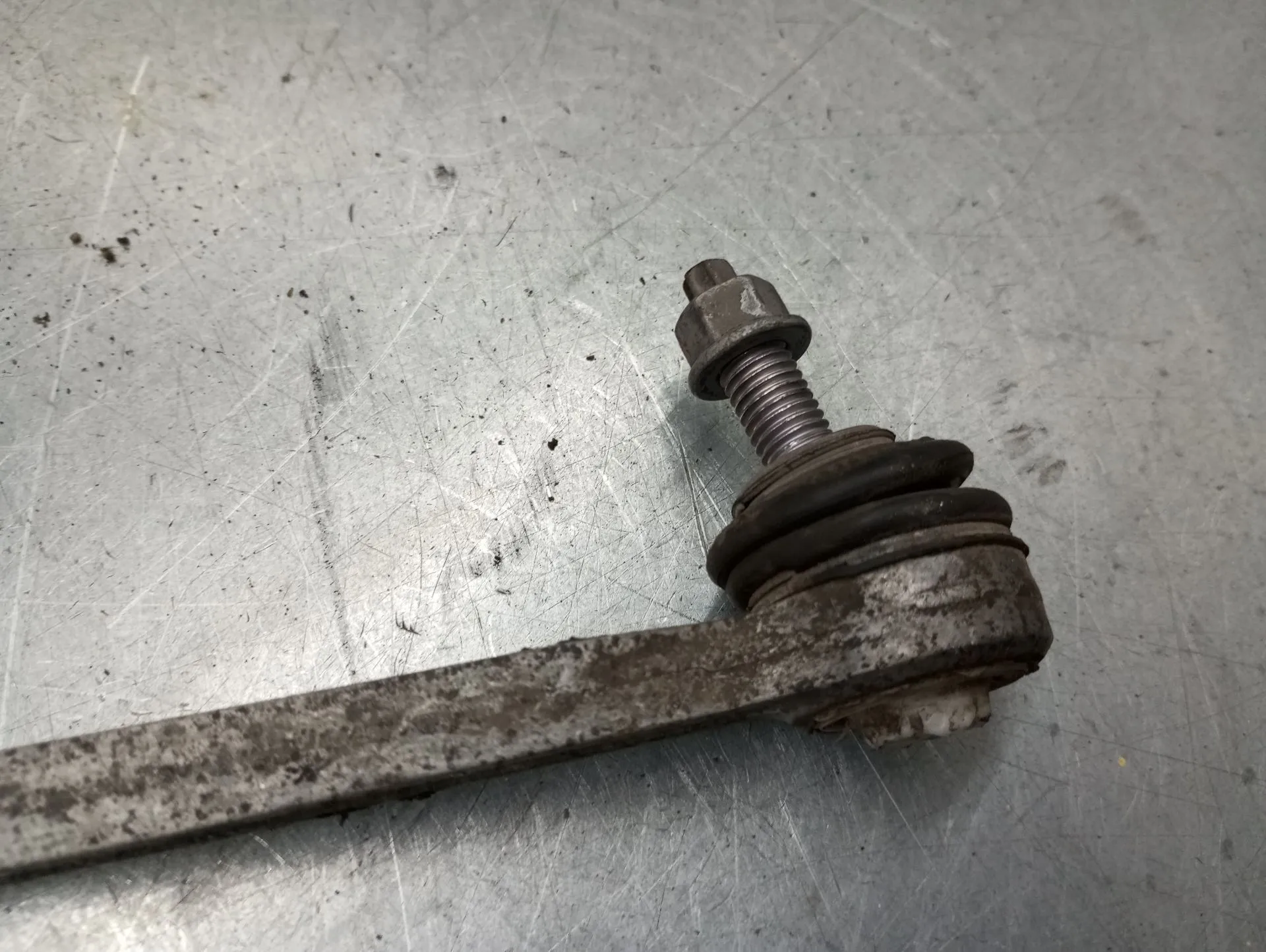 Tie rods / stabilizer links PEUGEOT 3008 II (M_) Imagem-5