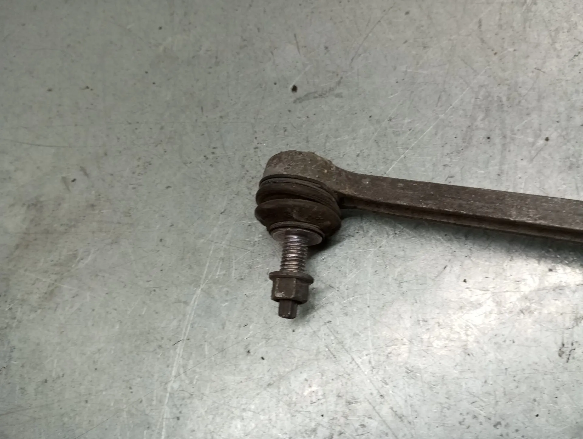 Tie rods / stabilizer links PEUGEOT 3008 II (M_) Imagem-2