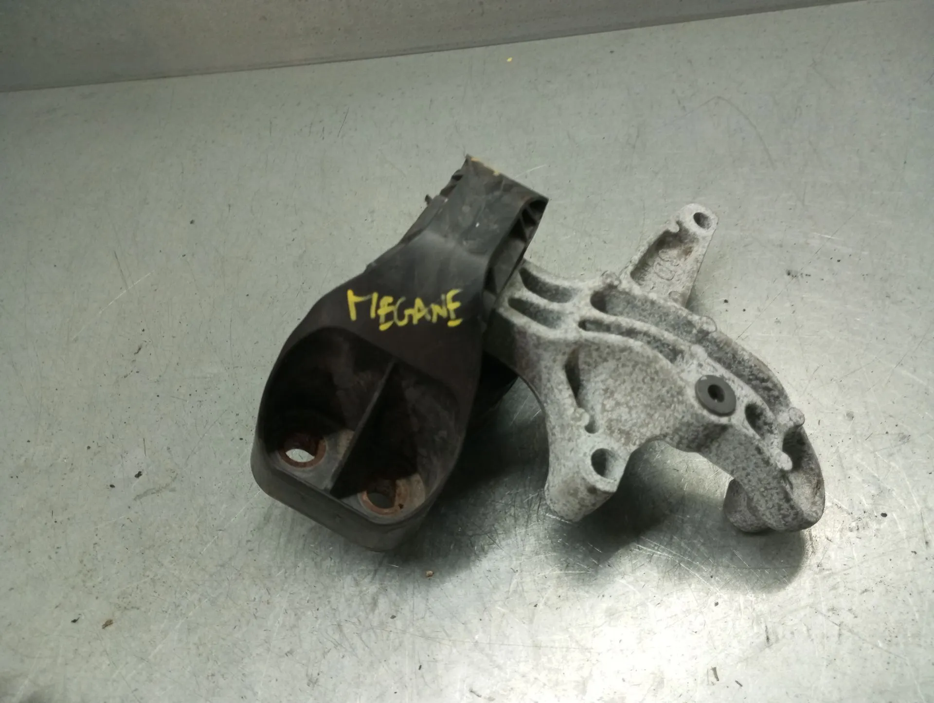 Support Moteur RENAULT Megane IV (B9A/M_)